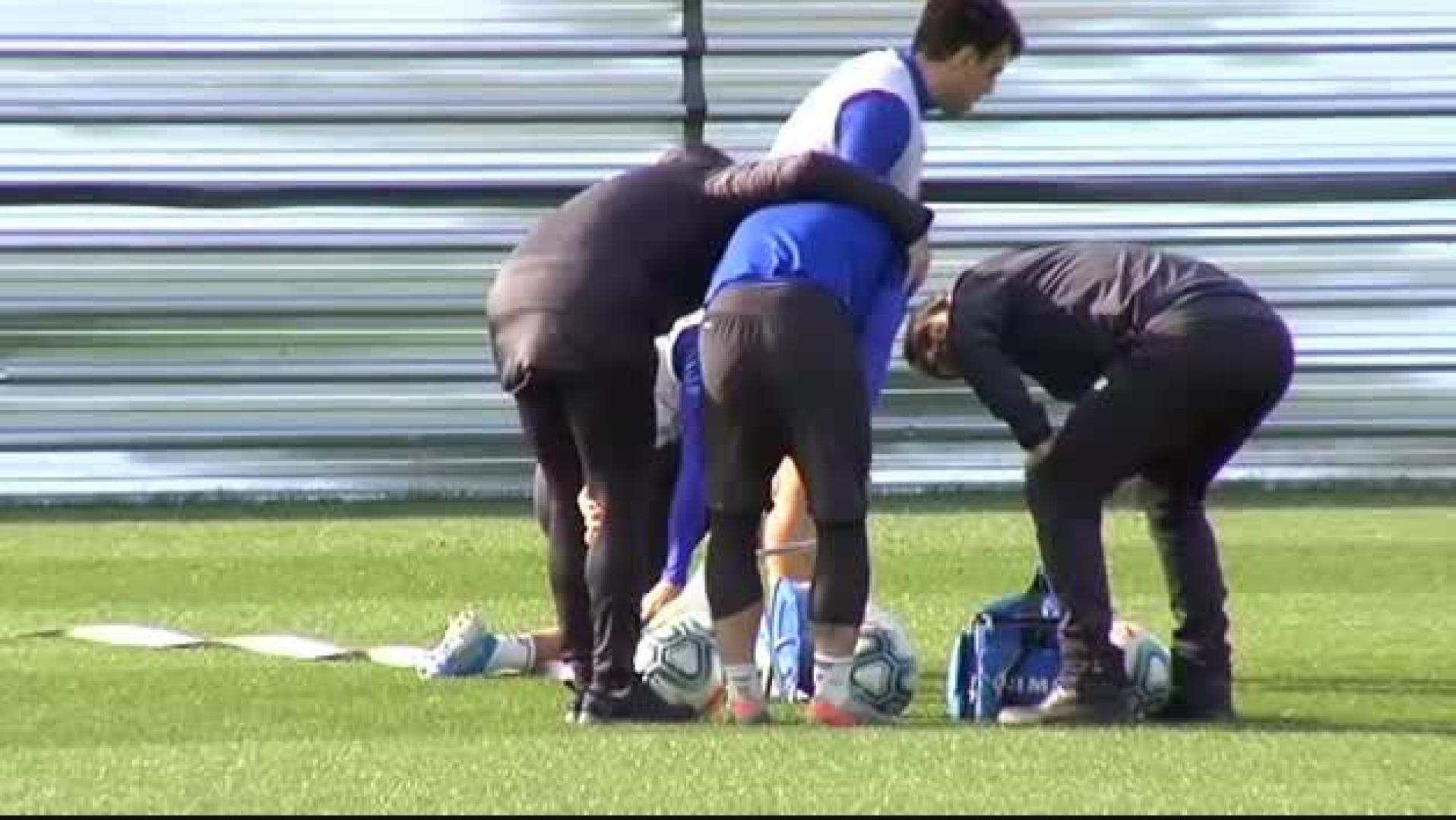 Iker Muniain se retira lesionado del entrenamiento del Athletic