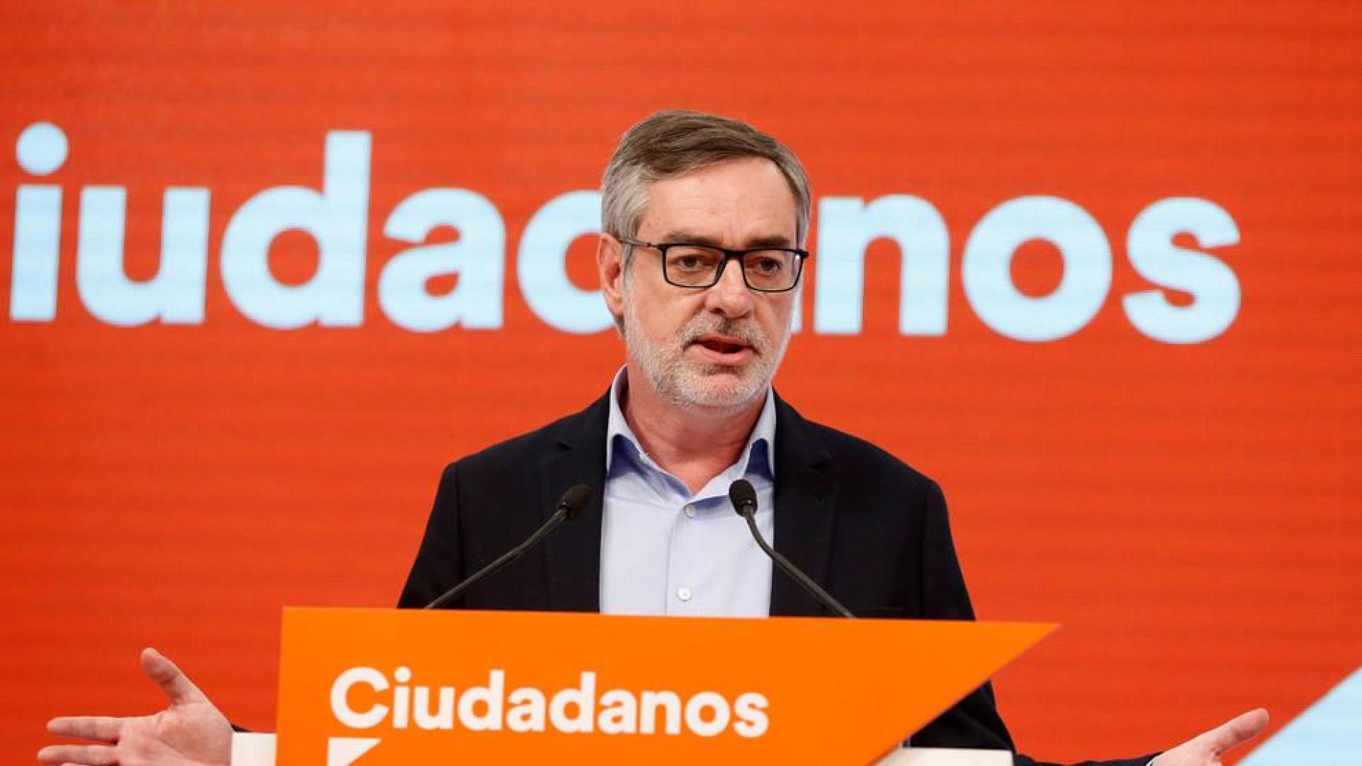 C's se sentará a dialogar con el PSOE pero cree que gobernará con Podemos