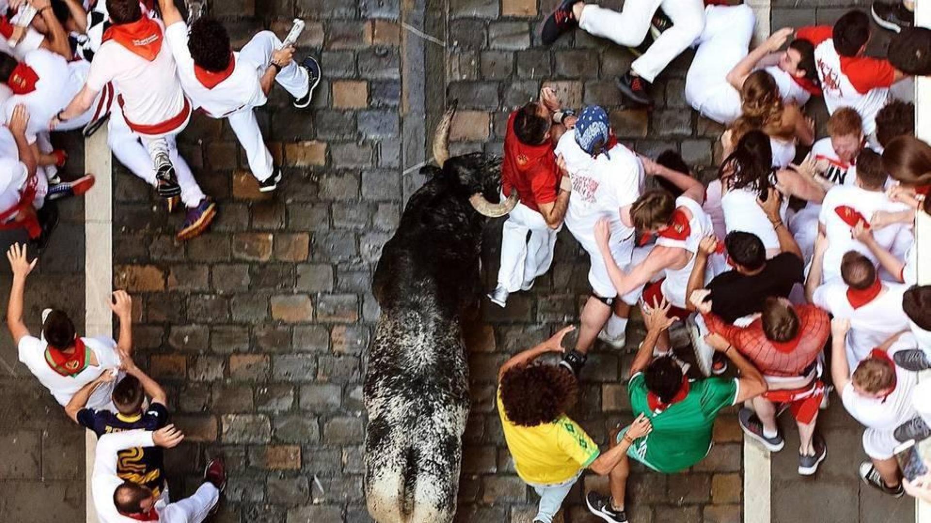 Fotos de los mejores momentos de los encierros de San Fermín 2019