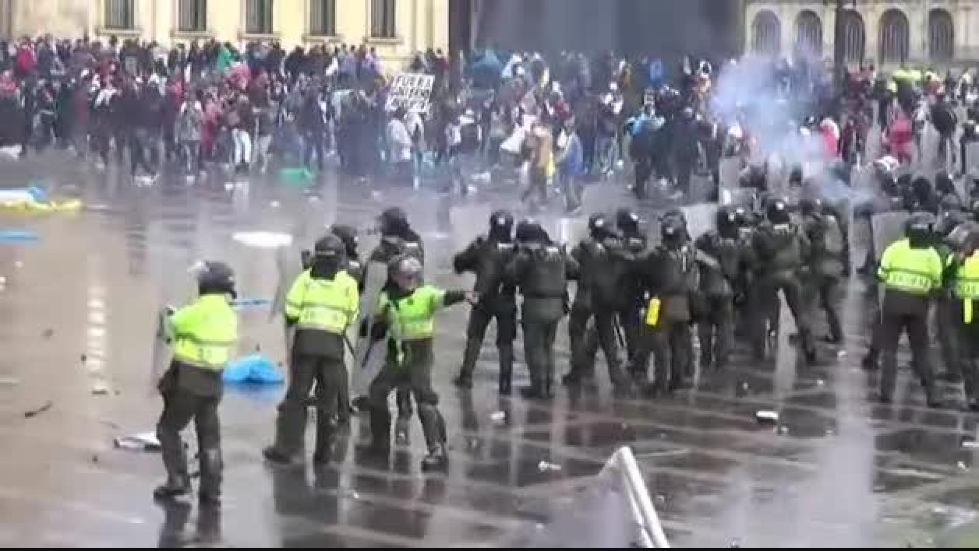 Violentas protestas en Colombia contra las políticas del presidente Iván Duque