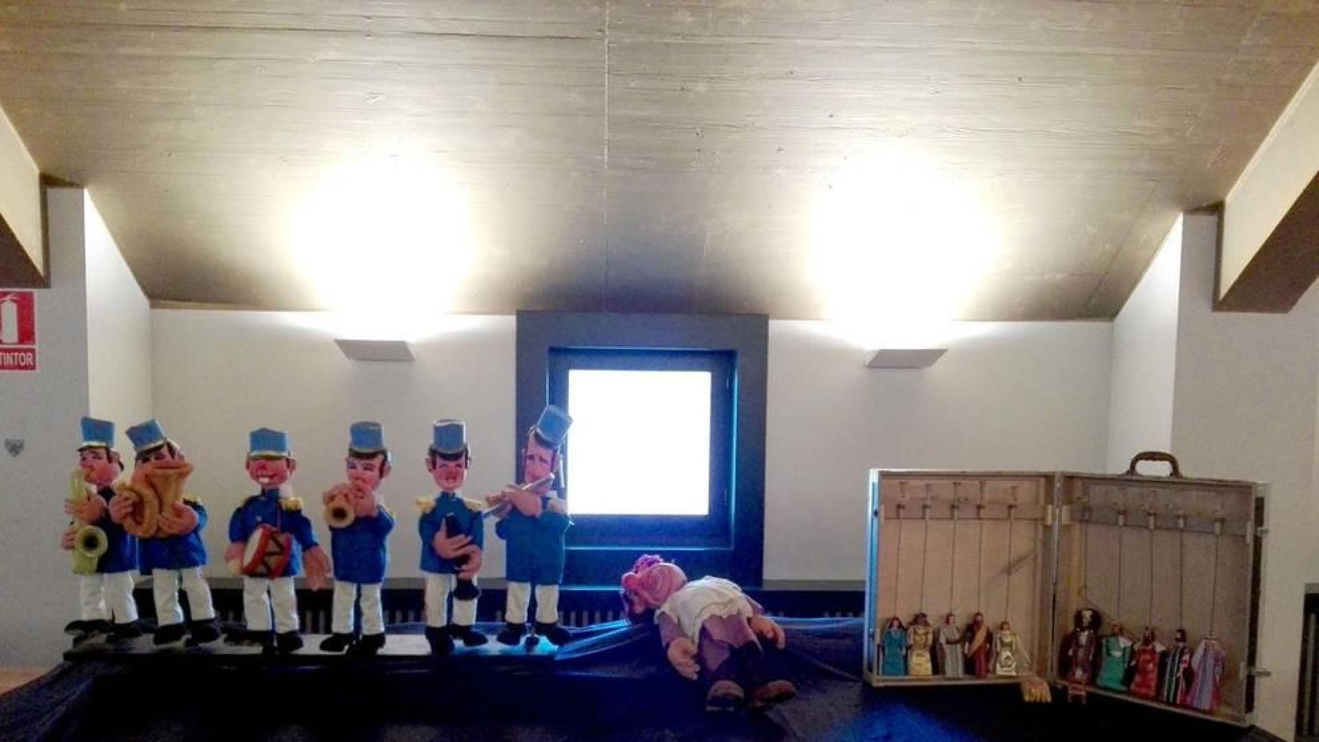 La familia Faro-Bueno dona el fondo de Retablo de Figurillas al Gobierno de Navarra