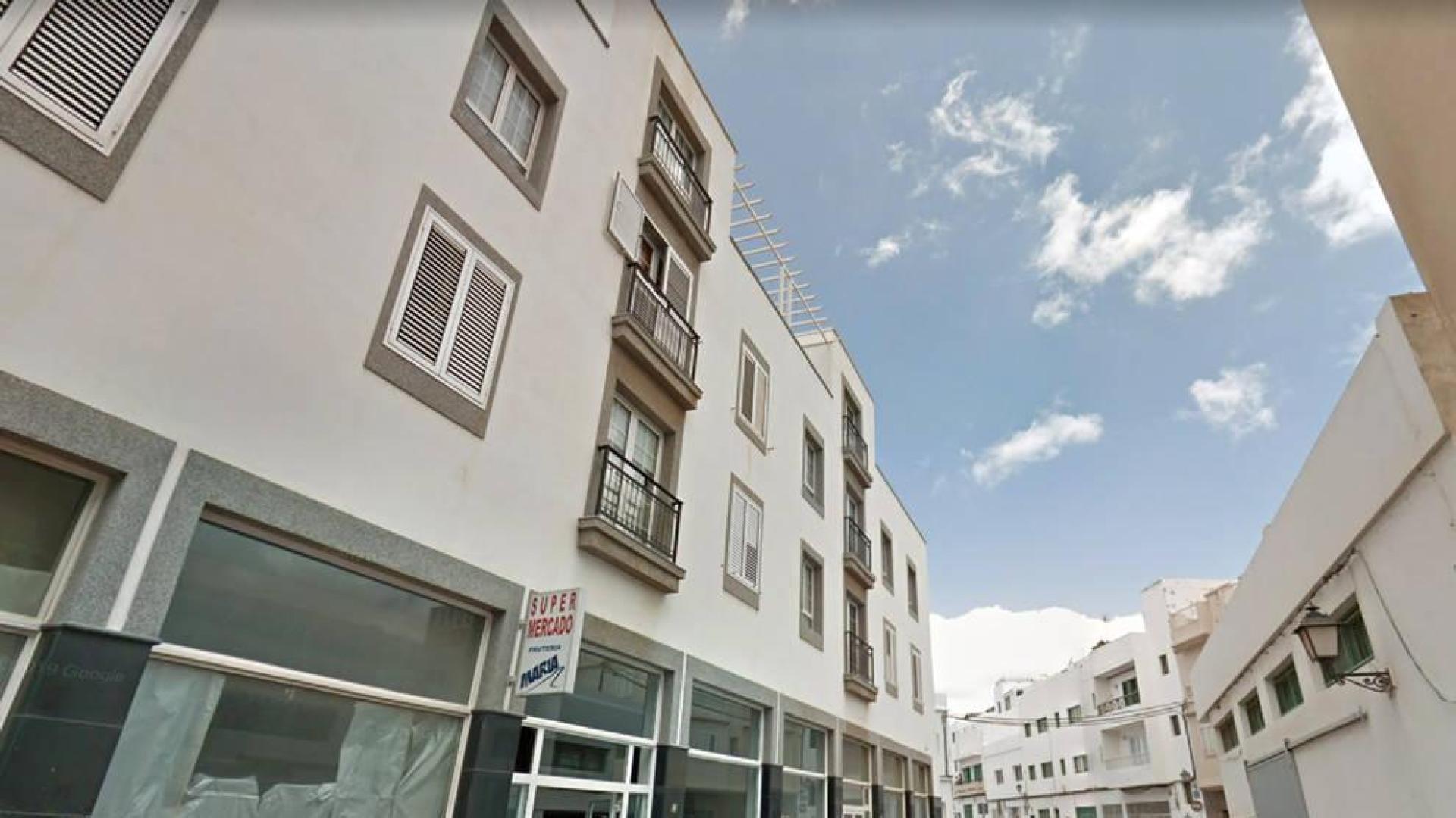 Calle Ingeniero Paz Peraza del municipio de Arrecife (Lanzarote), donde cayó el bebé.