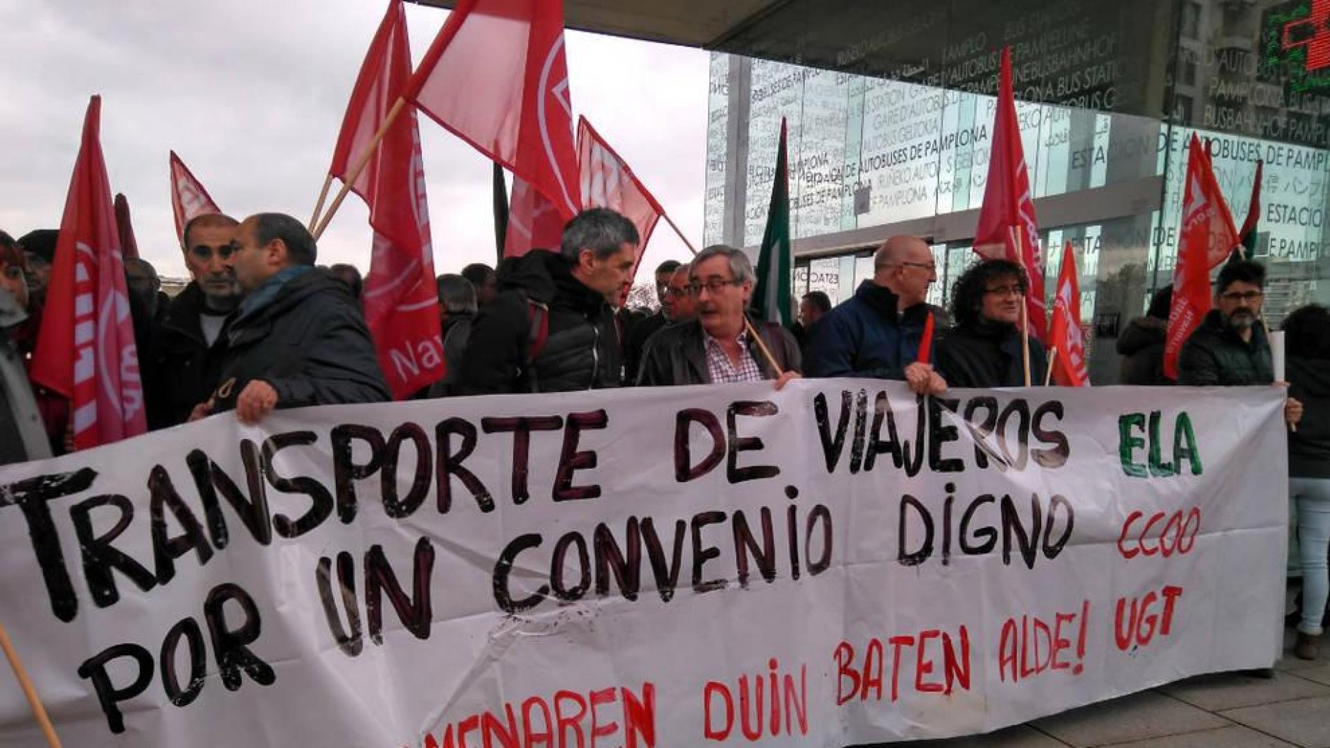 Huelga en el transporte de viajeros en Navarra para exigir el control de la jornada