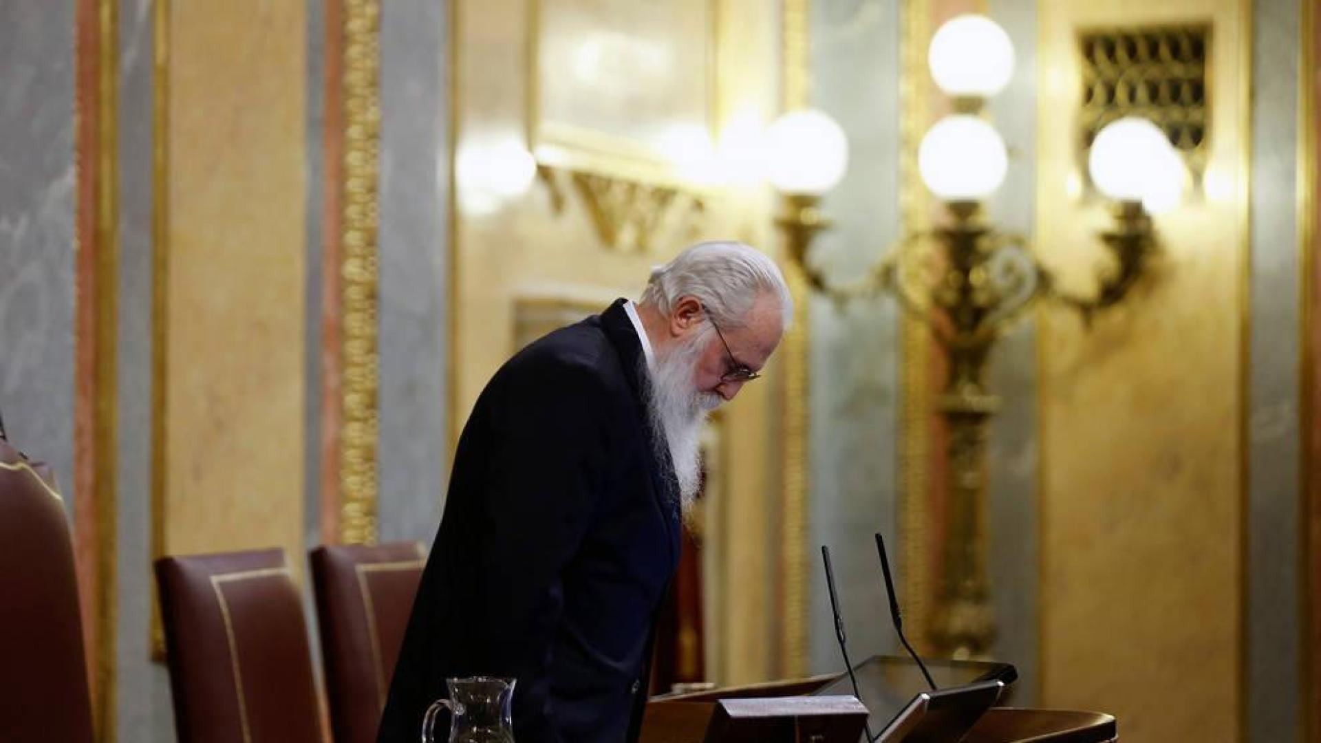 Zamarrón pide perdón a los españoles por el fracaso de la anterior legislatura