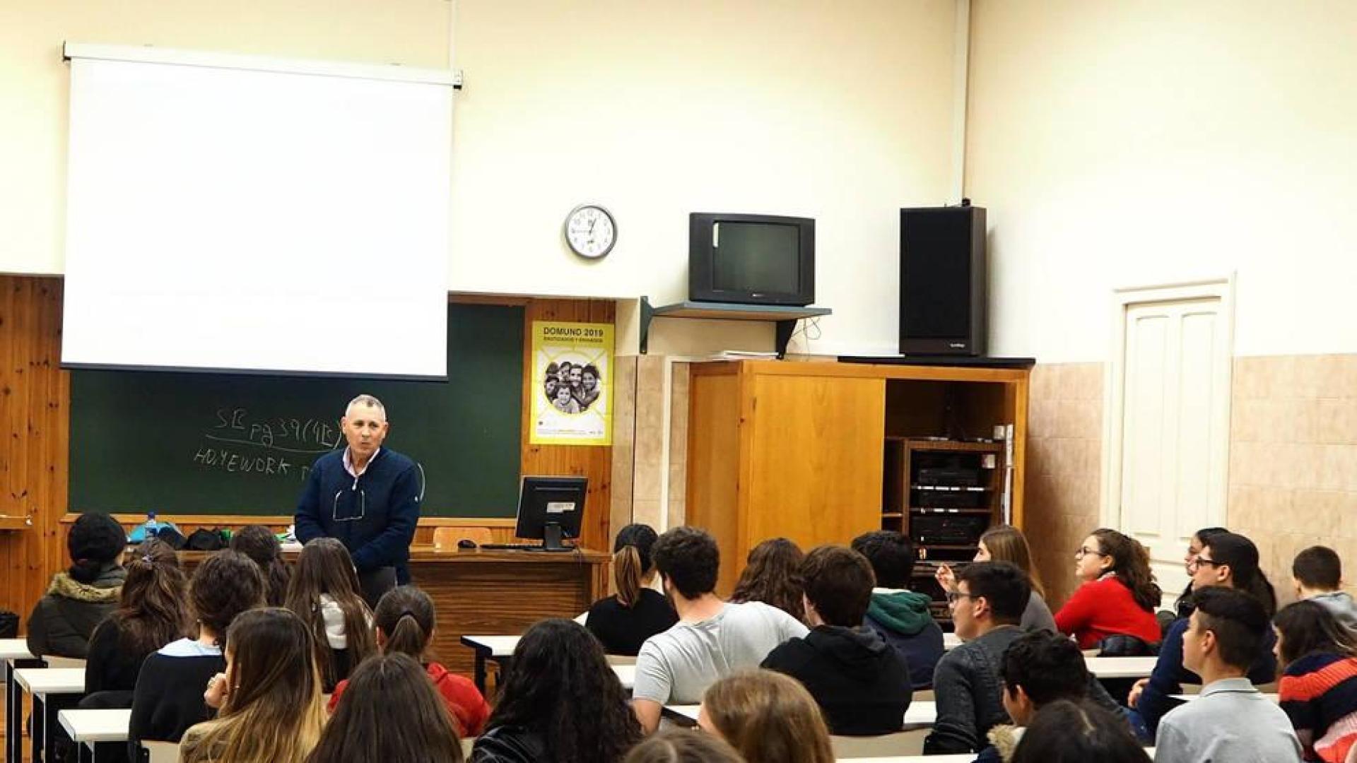 La asociación Atehna muestra en los colegios que "la donación salva vidas"