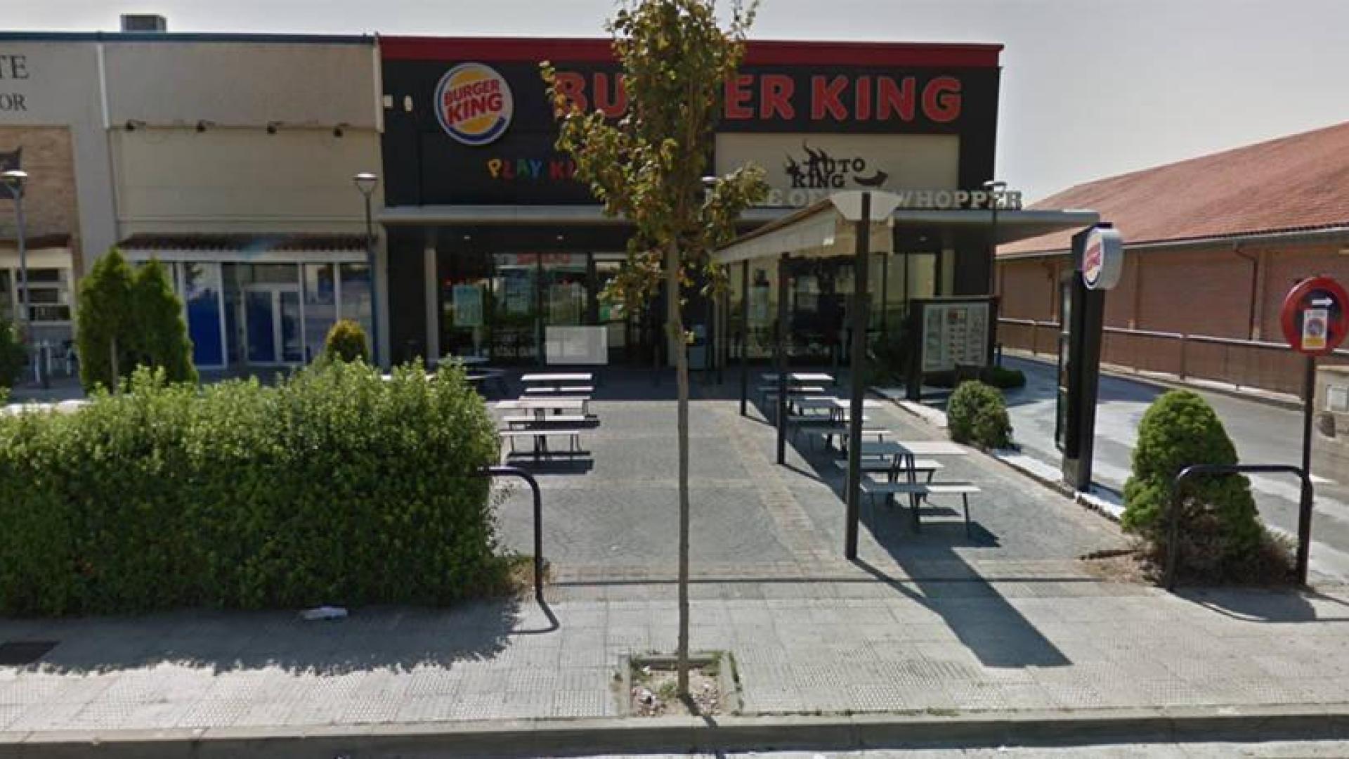 Roba a punta de pistola unos 750 euros en el Burger King de Tudela