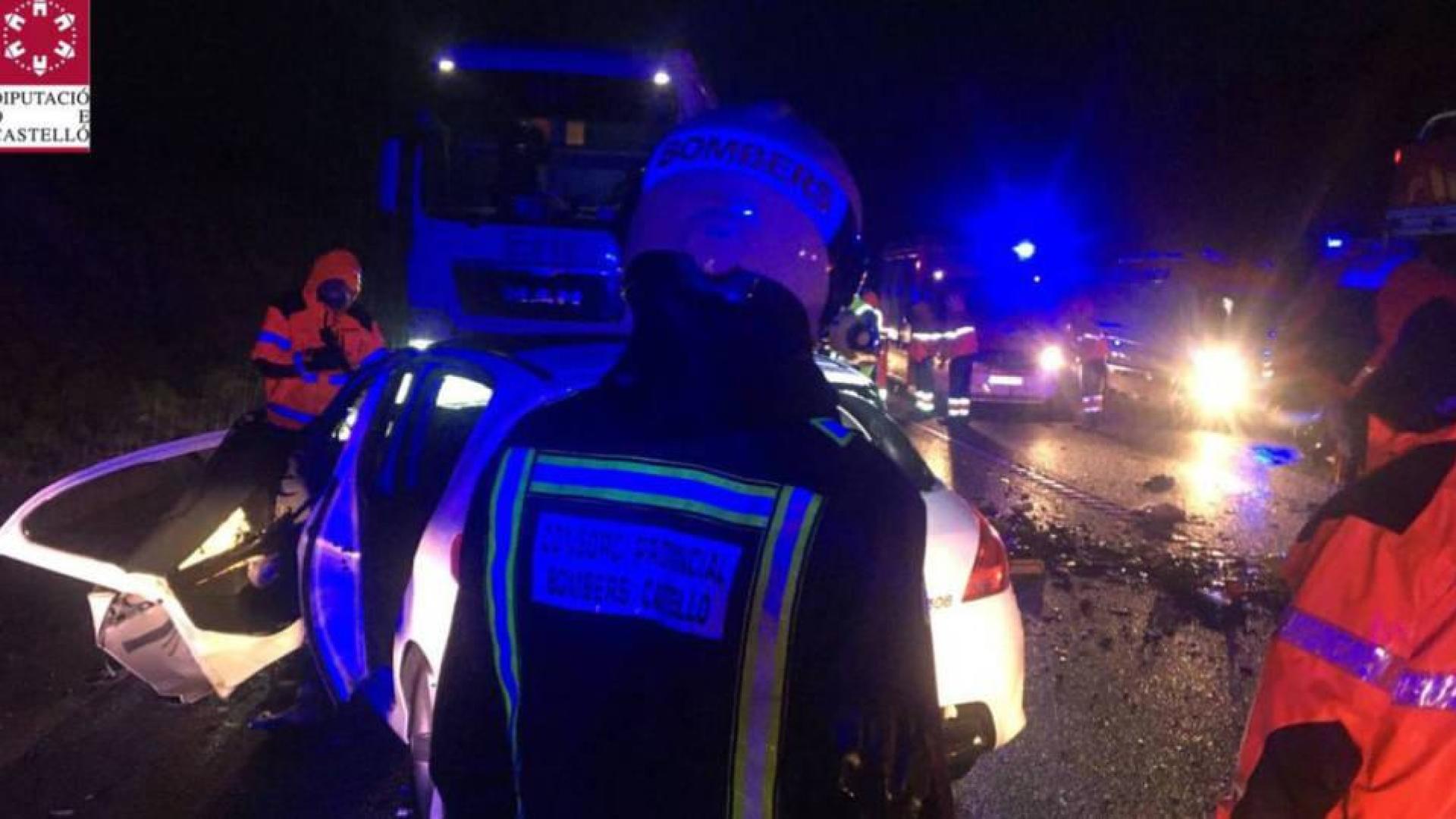 Tres muertos en un accidente de tráfico en Vilanova d'Alcolea (Castellón)