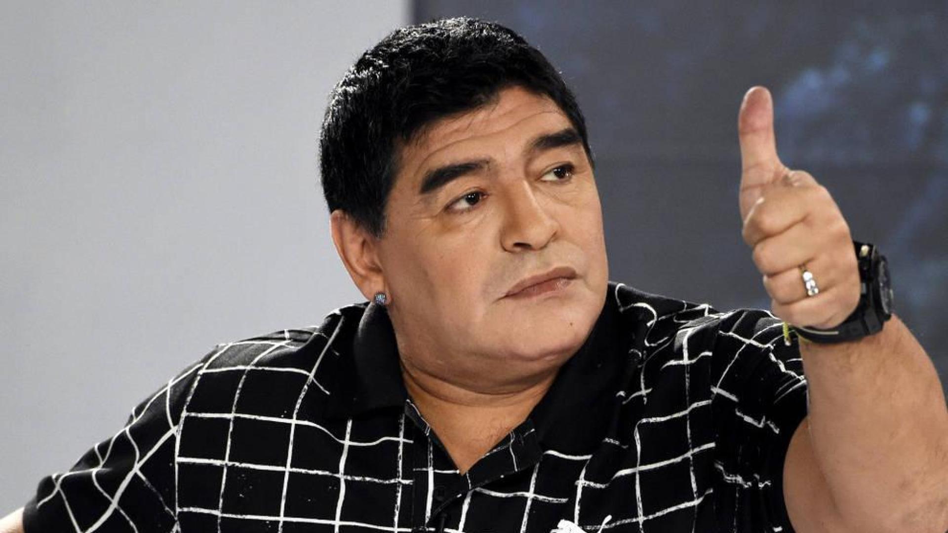 Maradona anuncia su candidatura a la presidencia de la FIFA