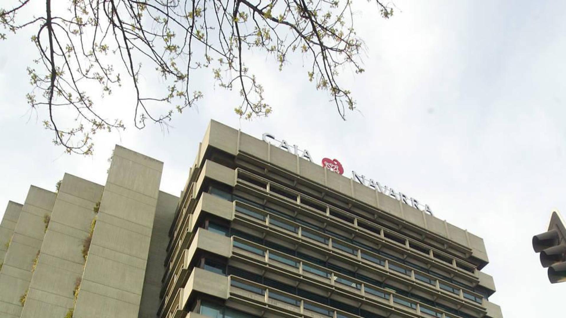 Salen a la venta 5.000 m2  de la antigua Caja de Ahorros Municipal