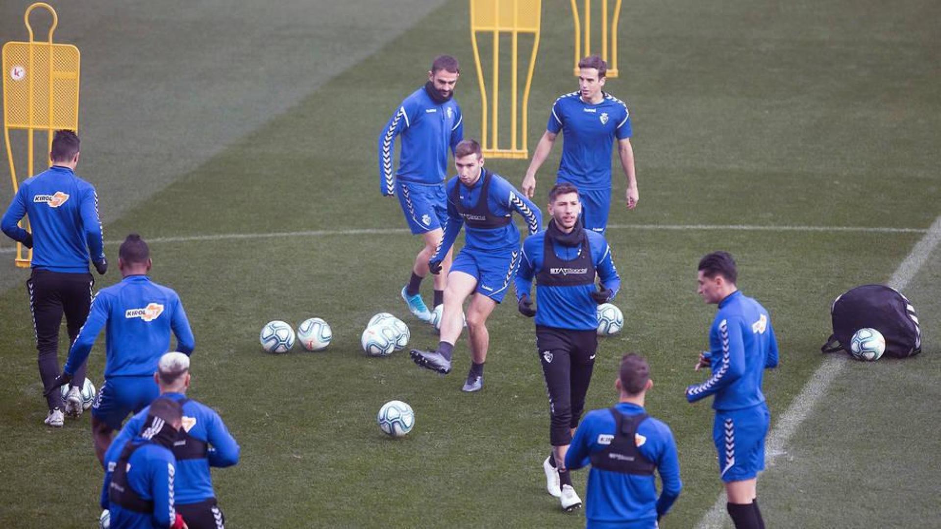 Aridane, Sergio Herrera y Lillo no entran en la convocatoria del Osasuna-Sevilla