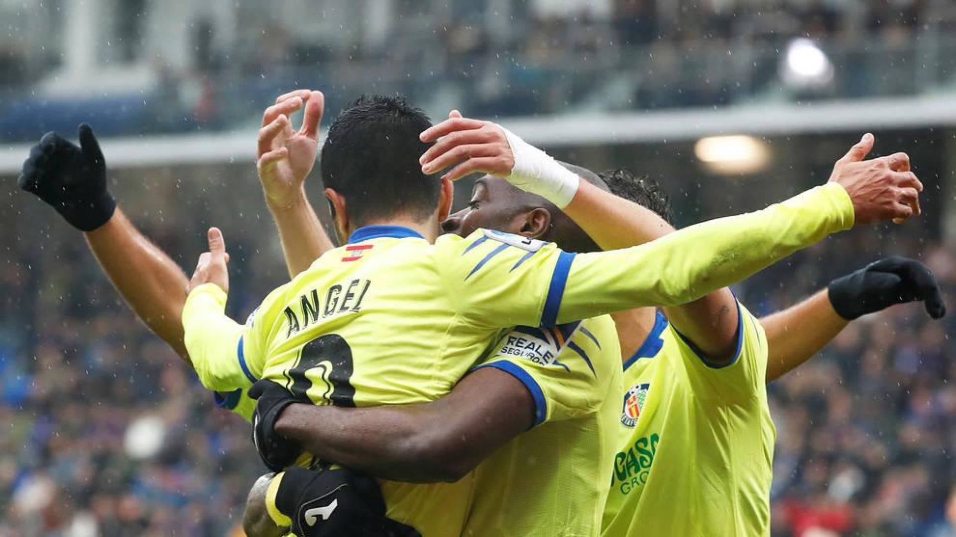 Ángel impulsa al Getafe y condena al Eibar