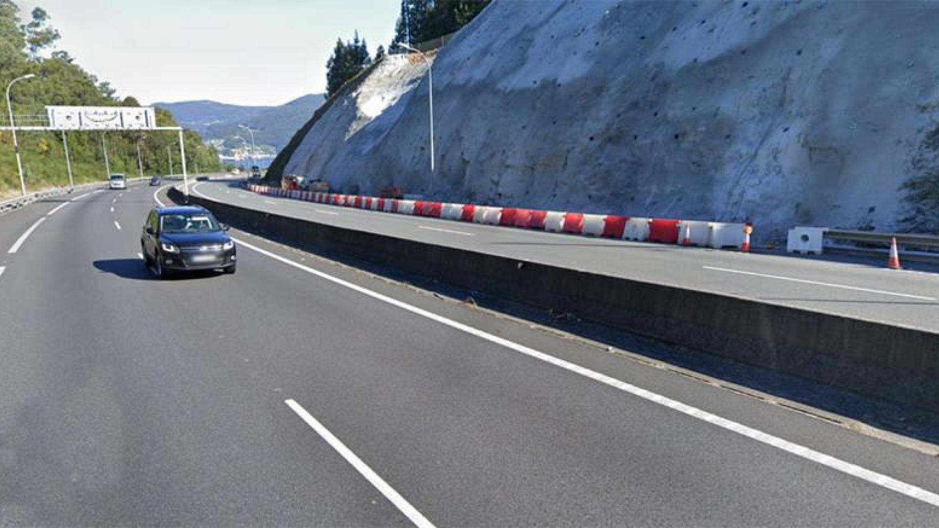 La Guardia Civil intercepta un patinete eléctrico circulando por una autopista