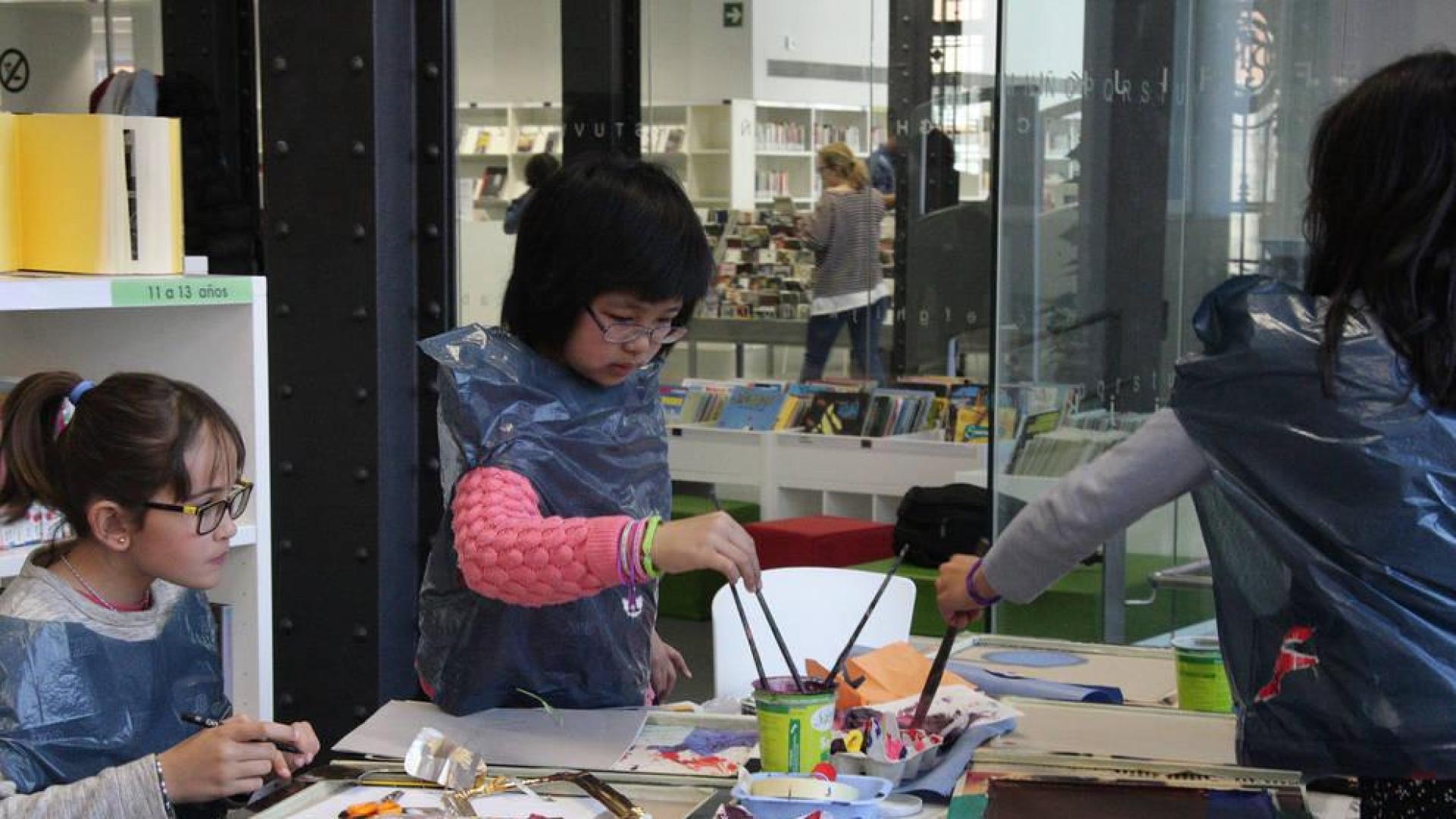 La Biblioteca de San Pedro tendrá 'Palabras pintadas' para las vacaciones de Navidad