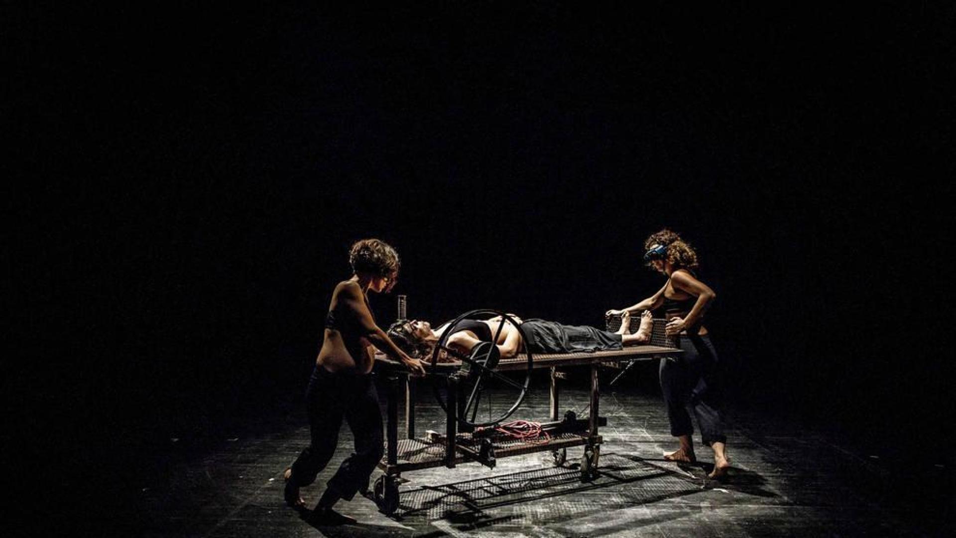 ATX Teatroa baja el telón del ciclo municipal 'Antzerki Aroa' este miércoles