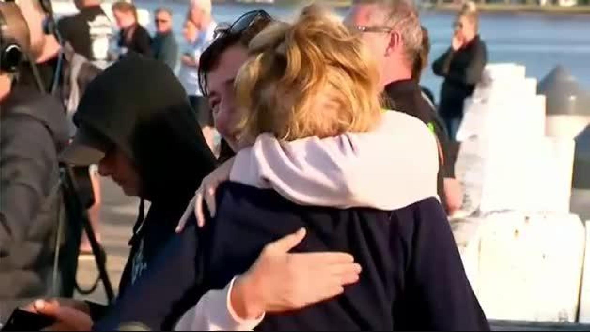 Emotiva despedida del crucero en el que viajaban 38 turistas afectados por la erupción del volcán Whakaati