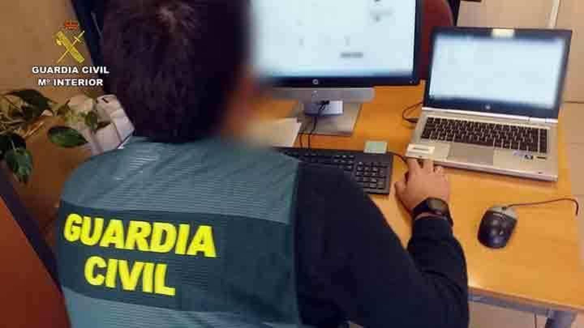 Detenido en Navarra por hurtar dos tarjetas de crédito y hacer compras por Internet