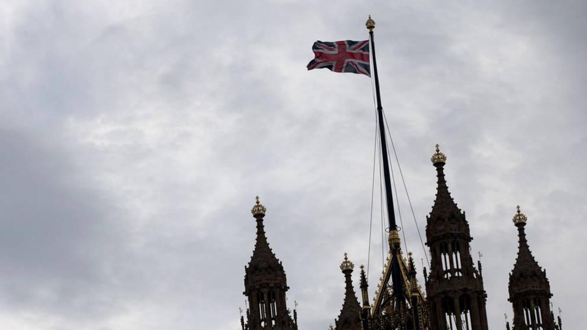 El Gobierno británico acepta publicar una hoja de ruta para el "brexit"