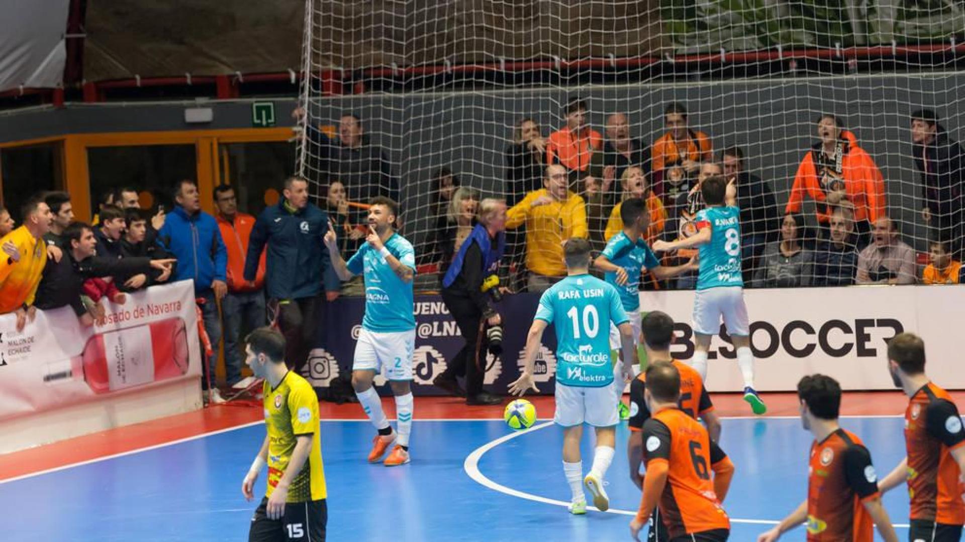 Osasuna Magna y el Aspil-Jumpers condenan el insulto racista a Araça