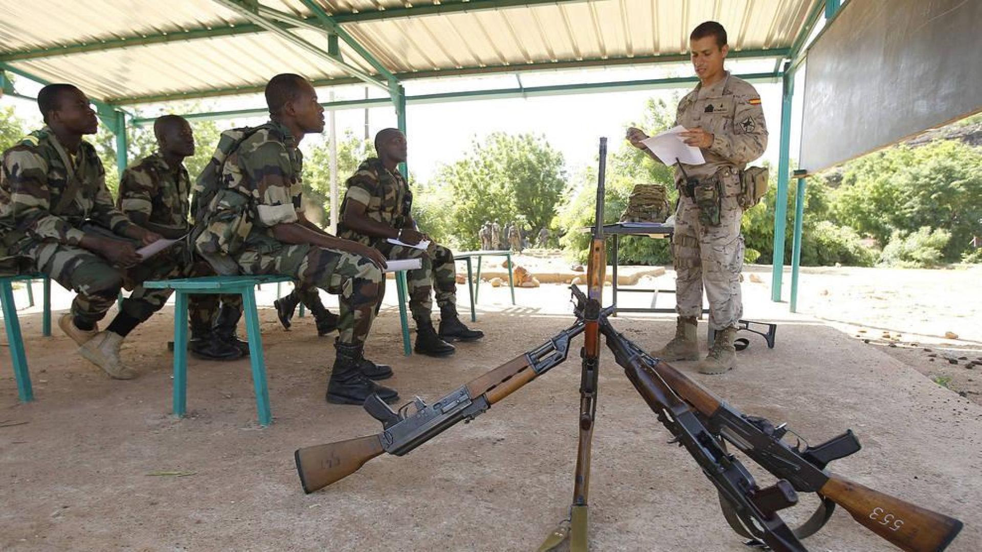 Un soldado español, en el centro de instrucción de Koulikoro en Malí en 2314.