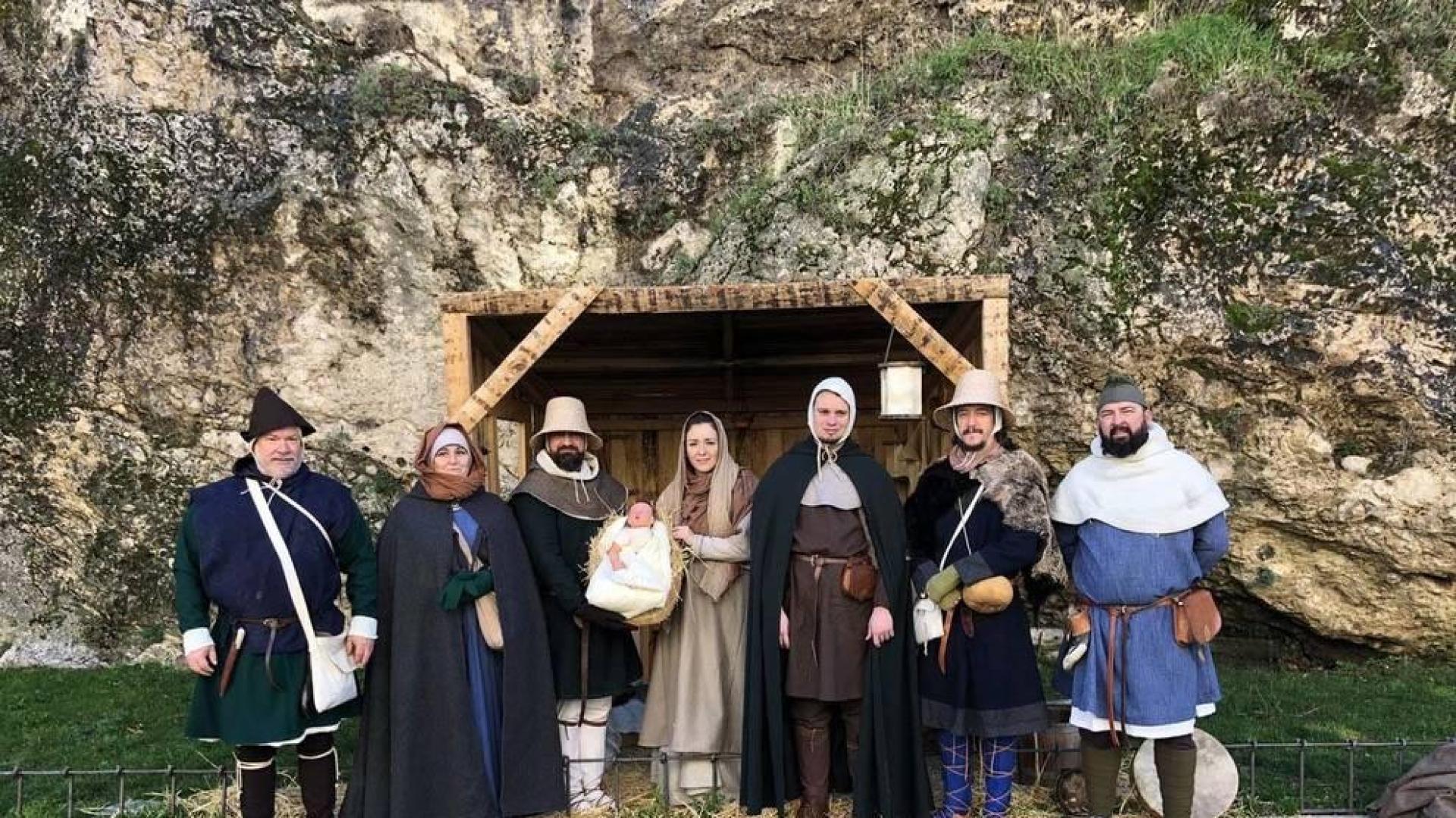 El belén viviente de Cuenca, sin la mula ni el buey que viajaban desde Navarra por un accidente