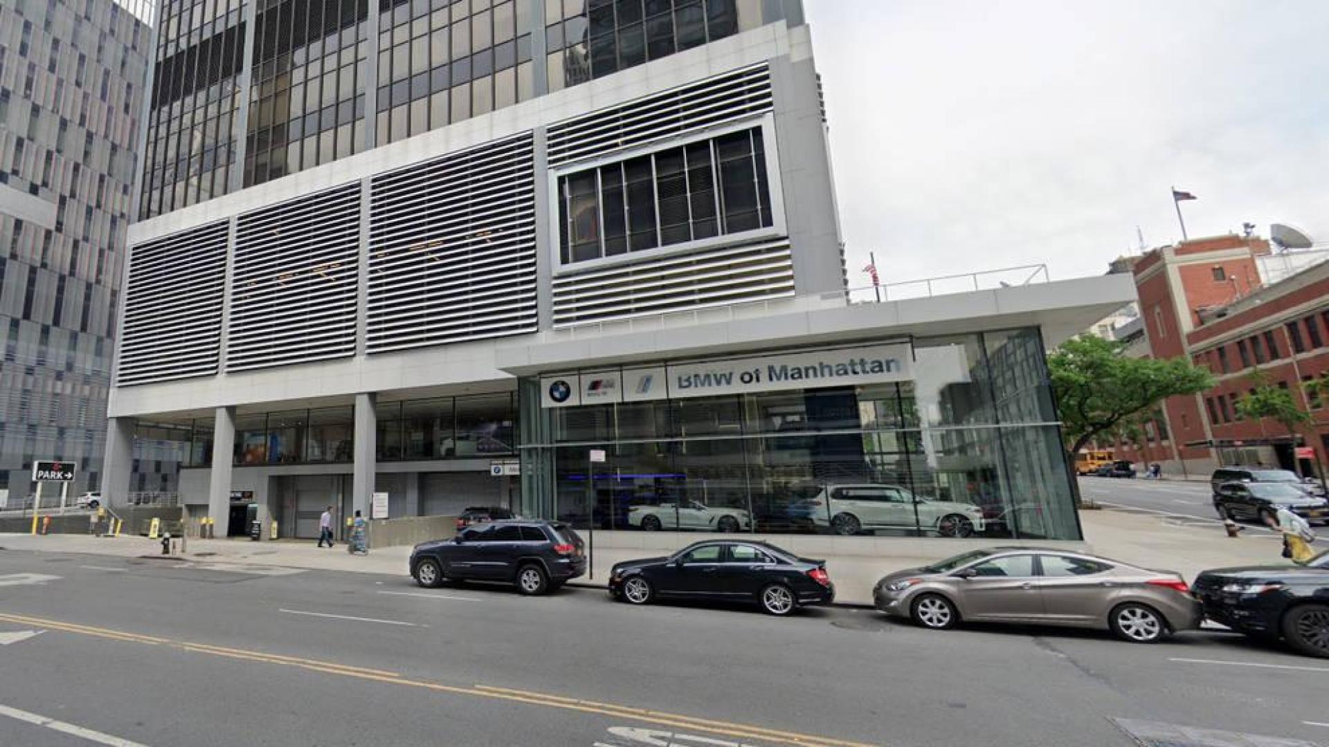 Concesionario de BMW en Nueva York.