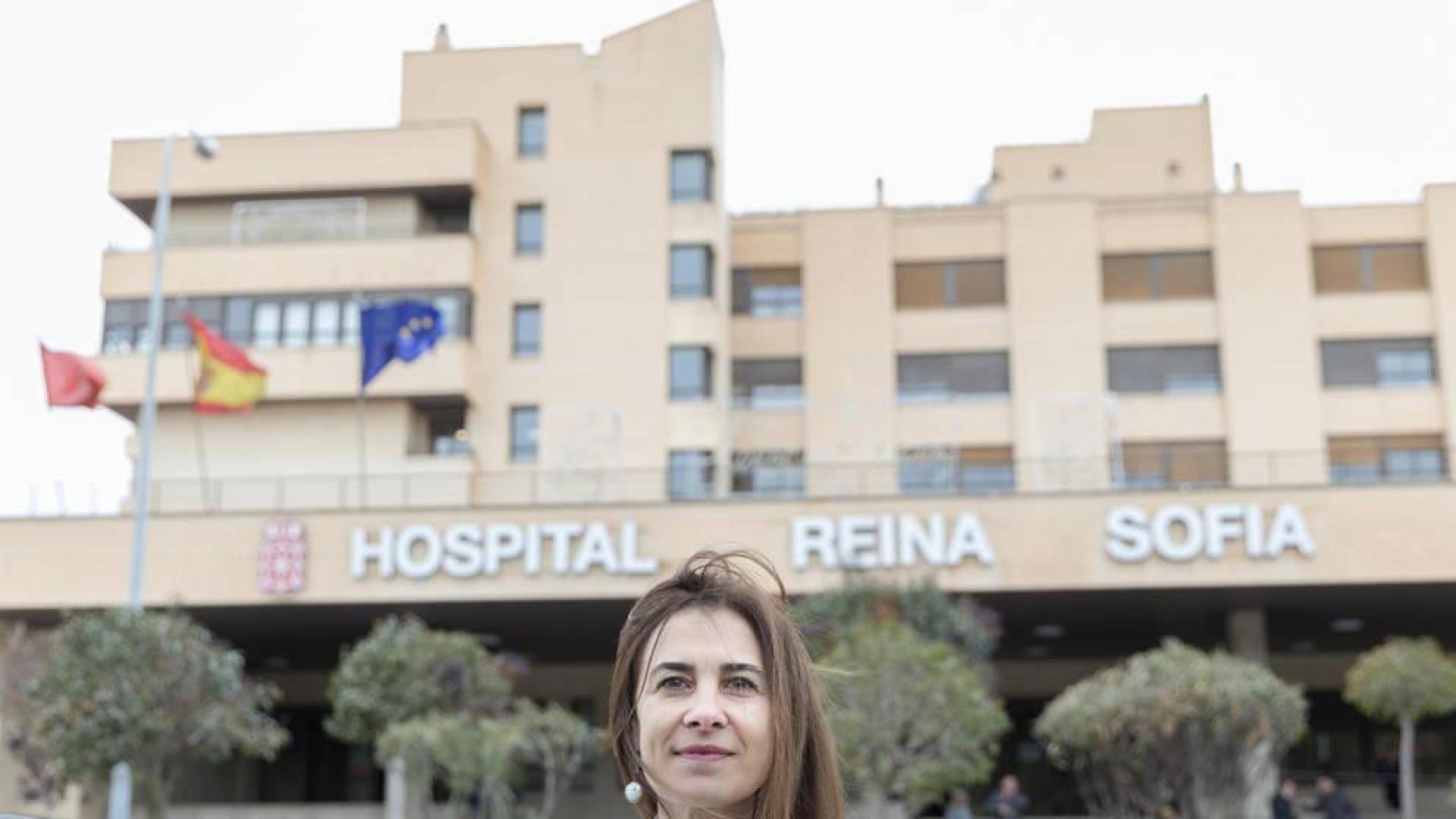Ana Beamonte: "¿Externalización? La prioridad siempre es la salud del paciente”