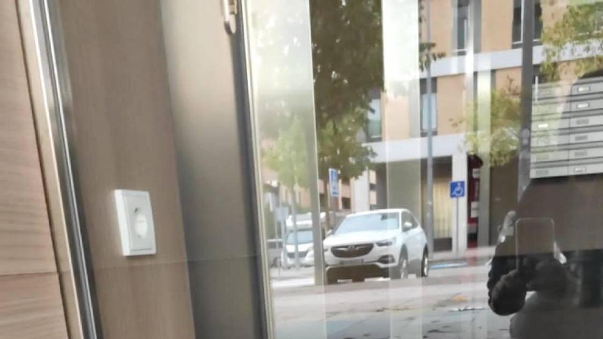Vecinos de Nuevo Artica alertan de ratas y lo achacan al sistema de basuras