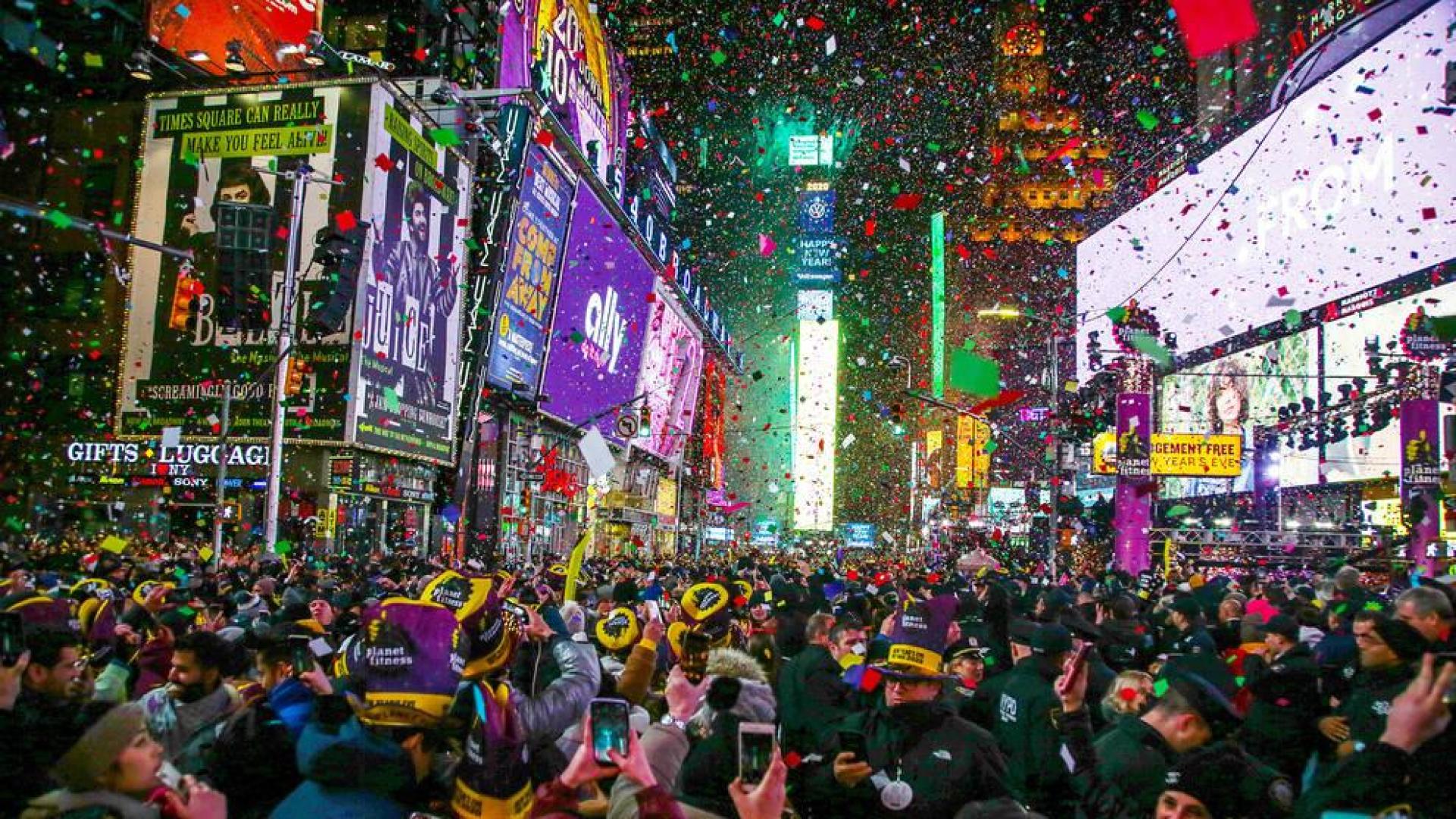 Un millón de personas reciben el 2020 en Times Square