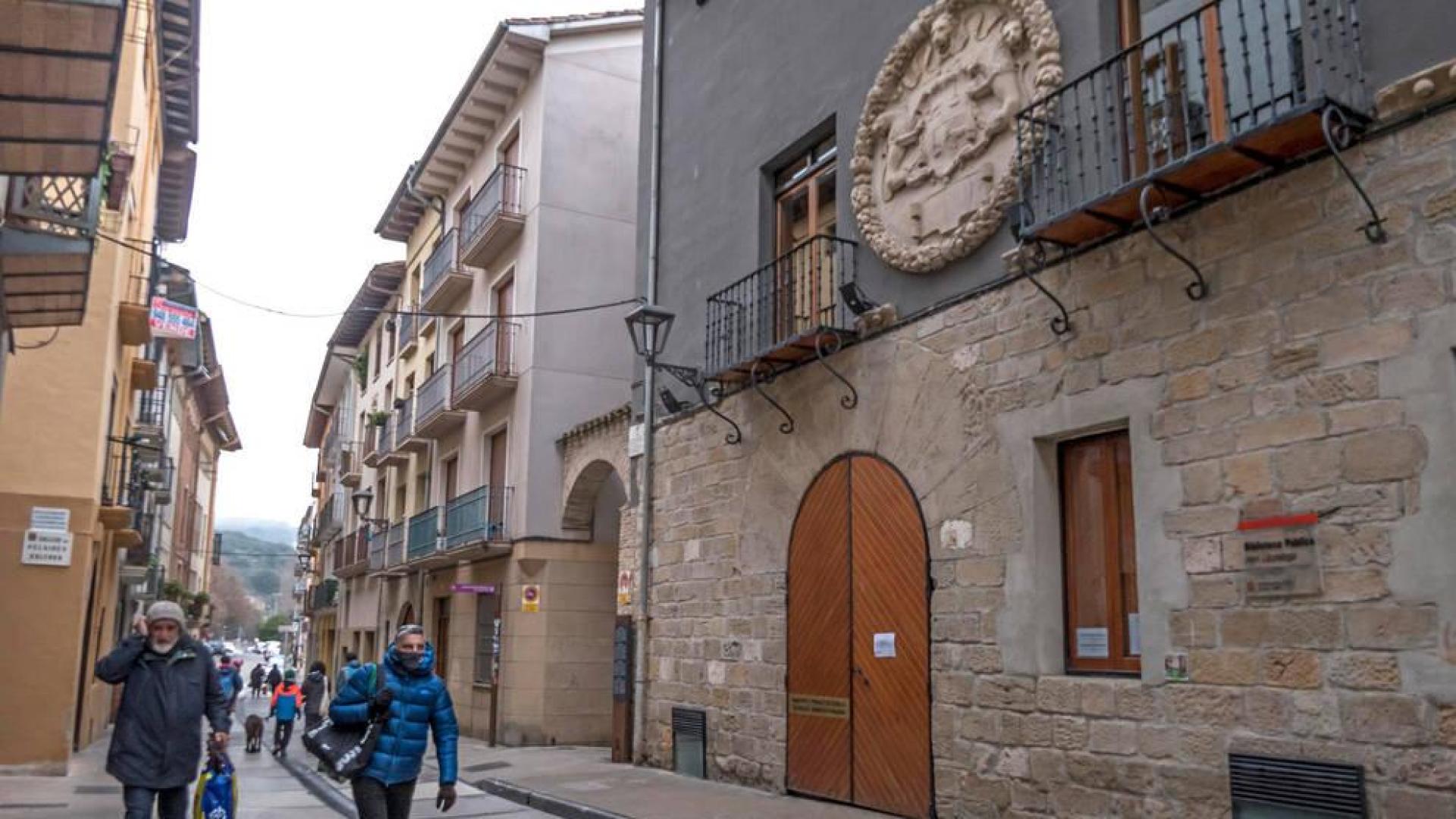 Un fallo en la calefacción obliga a cerrar la biblioteca de Estella