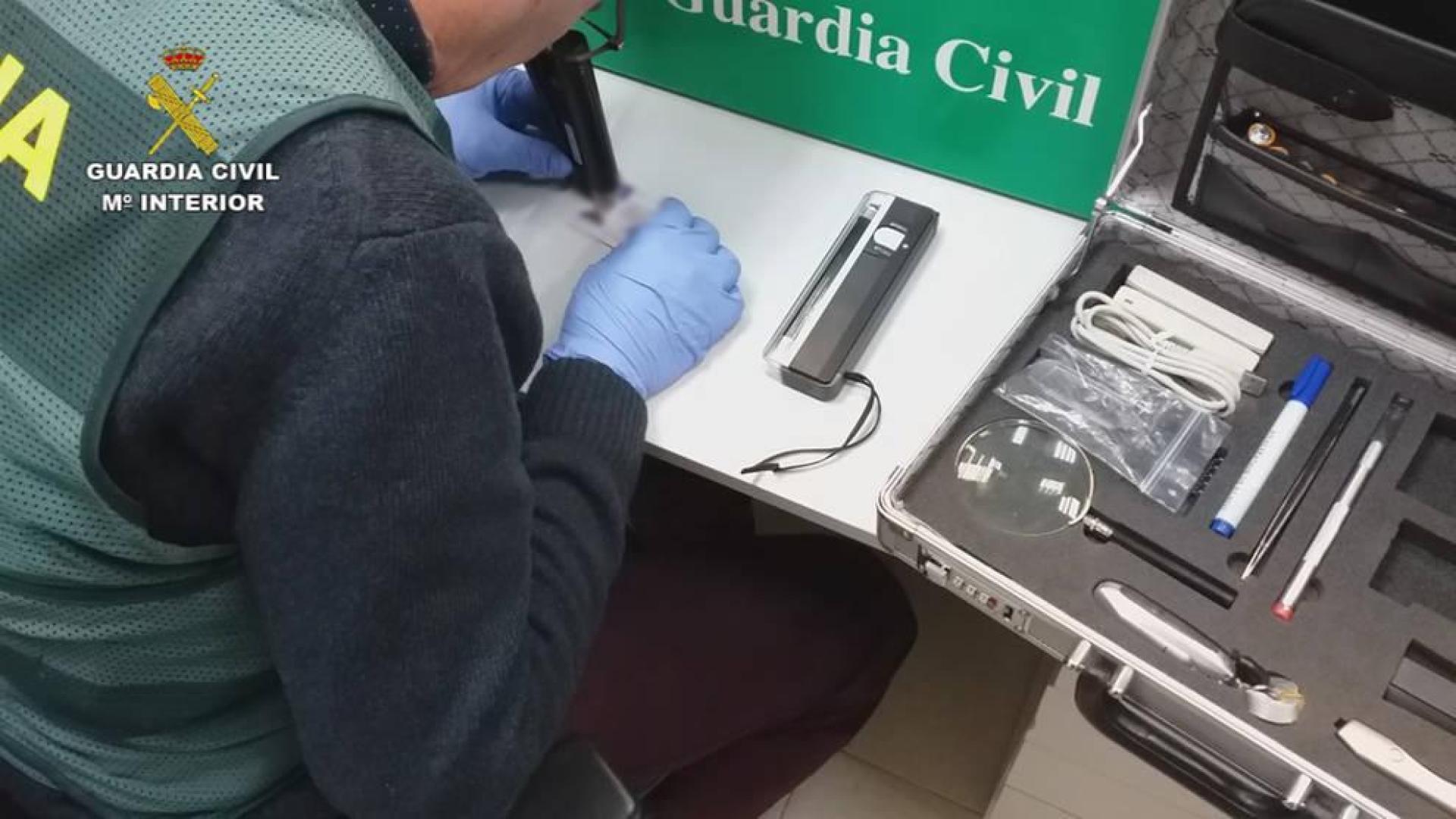 El uso fraudulento de una tarjeta de discapacidad y el aumento del paro en Navarra, entre las noticias del día