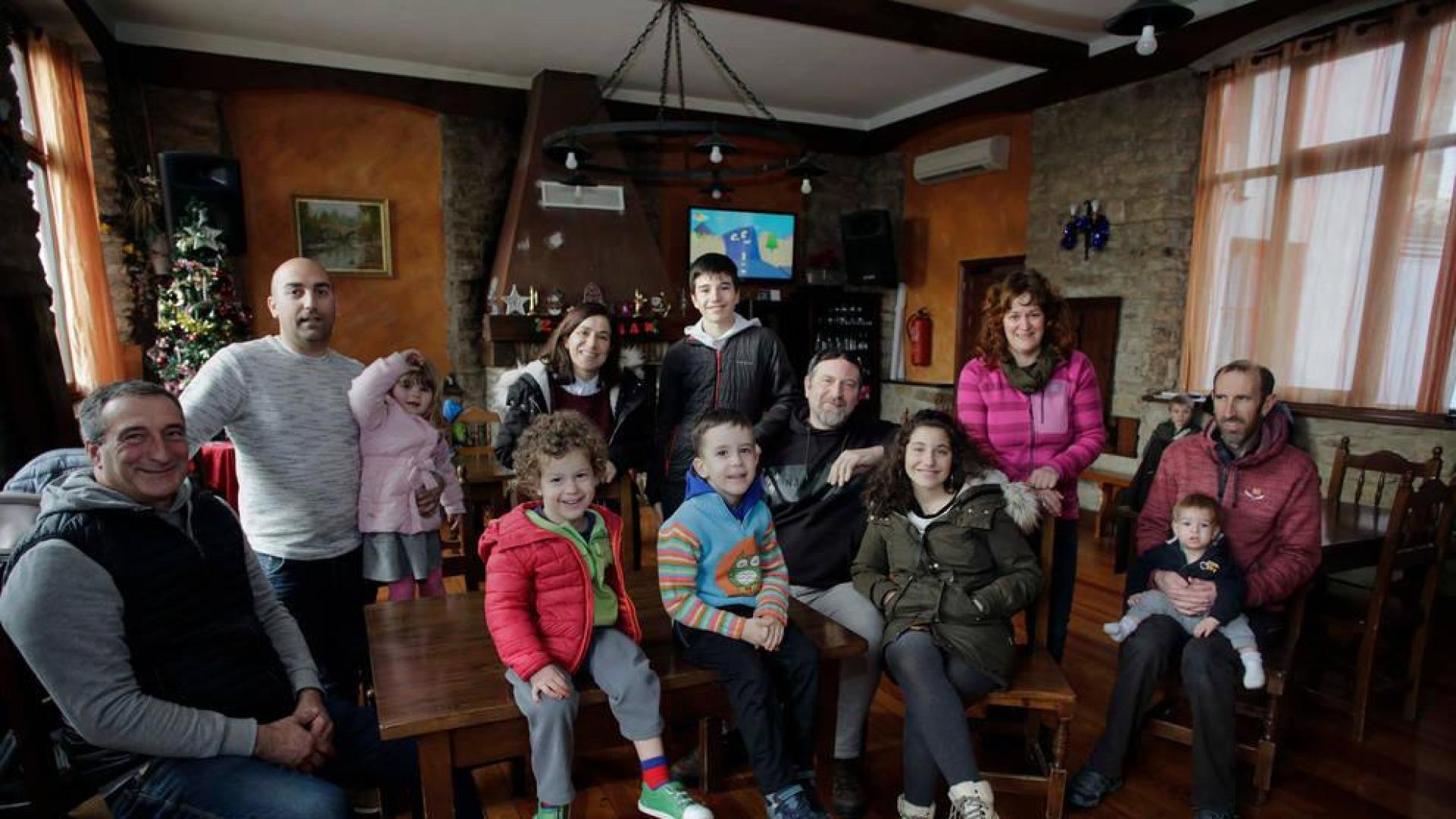 Sus miradas cincelan Legarda