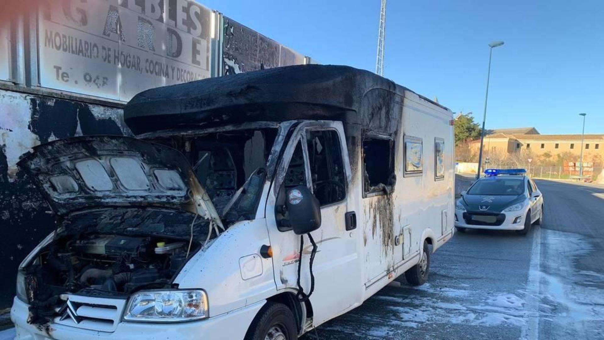 Una caravana se incendia en Tafalla sin causar daños personales