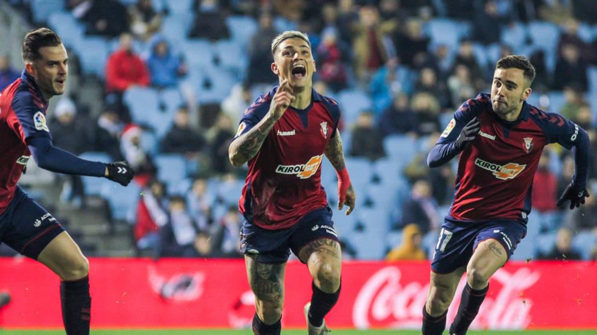 Chimy Ávila celebra el gol del empate contra el Celta en Balaídos.