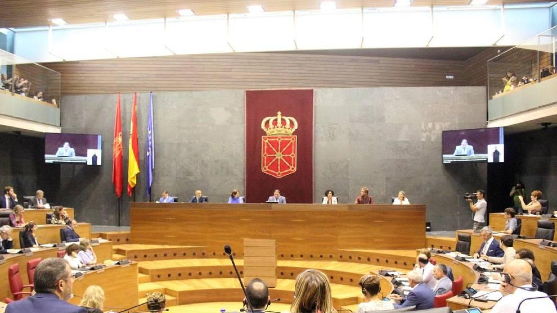 El parlamentario de Geroa Bai Unai Hualde ha sido elegido este miércoles presidente de Parlamento de Navarra, en segunda votación, con los votos de su grupo, el PSN, EH Bildu, Podemos e Izquierda-Ezkerra.