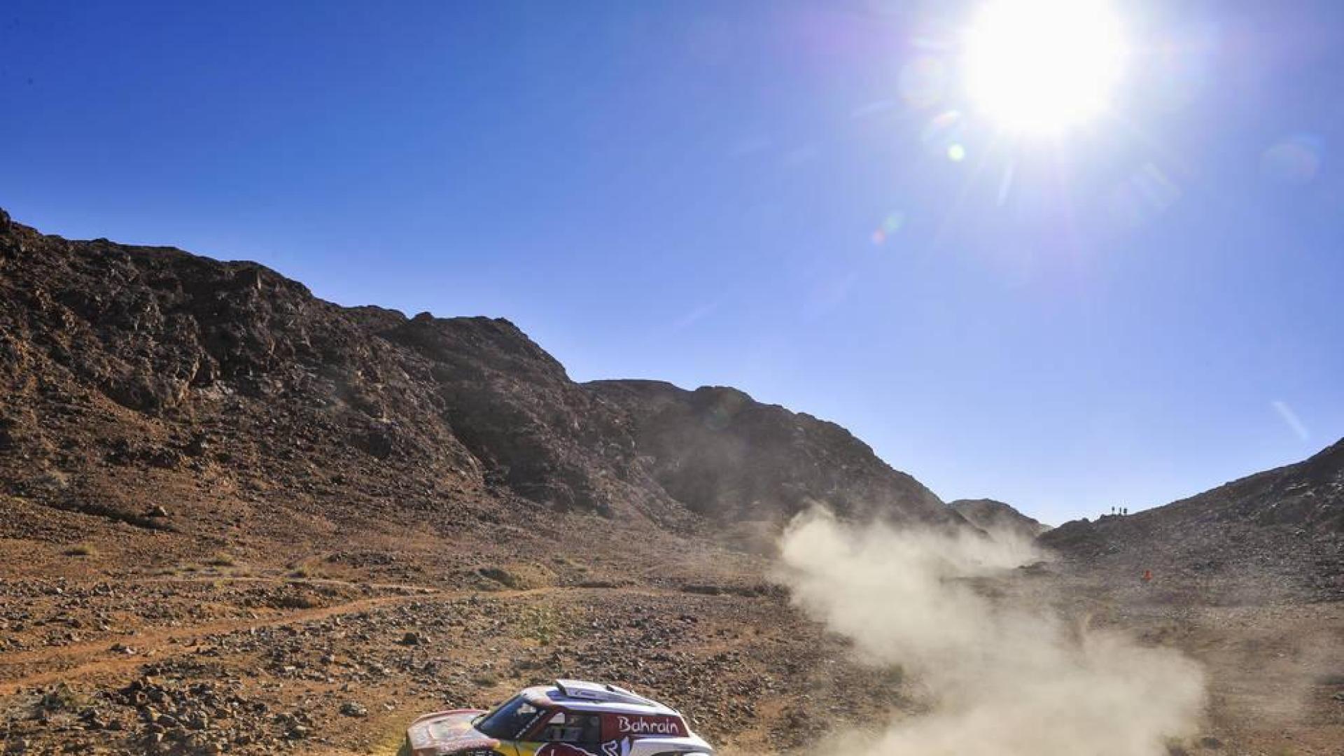 Carlos Sainz, victoria y liderato tras la tercera etapa del Dakar