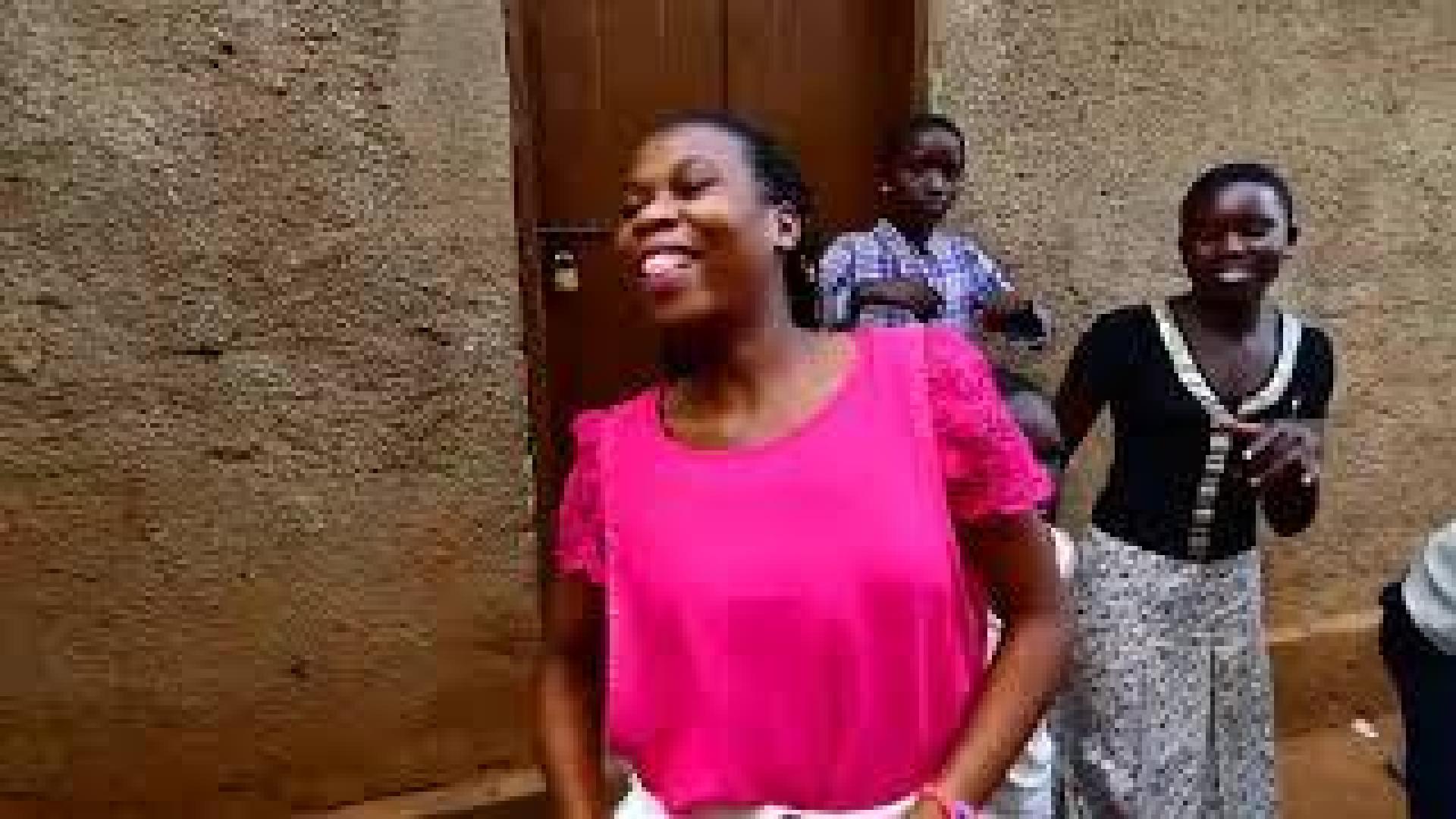 Actuación de los alumnos de Iganga Community Brass Band