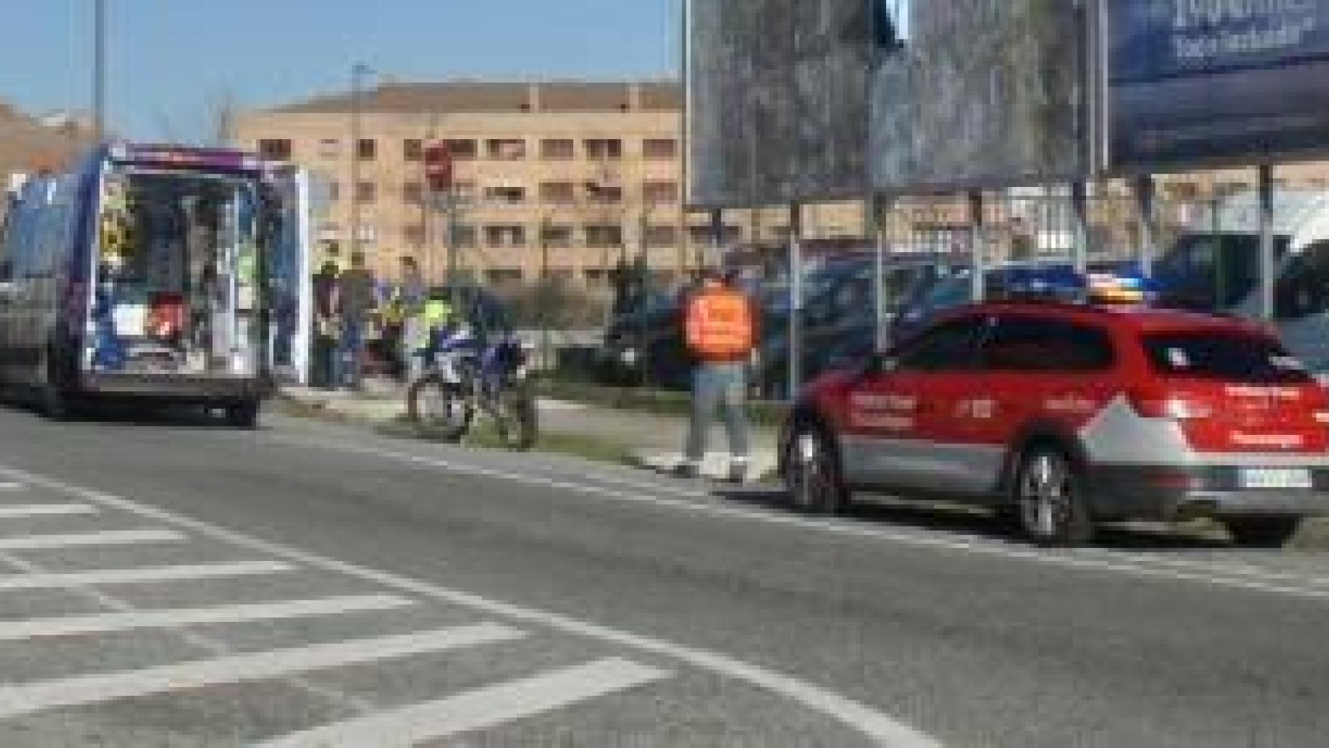Herido grave un motorista tras salirse de la vía y chocar contra una señal  en Cordovilla