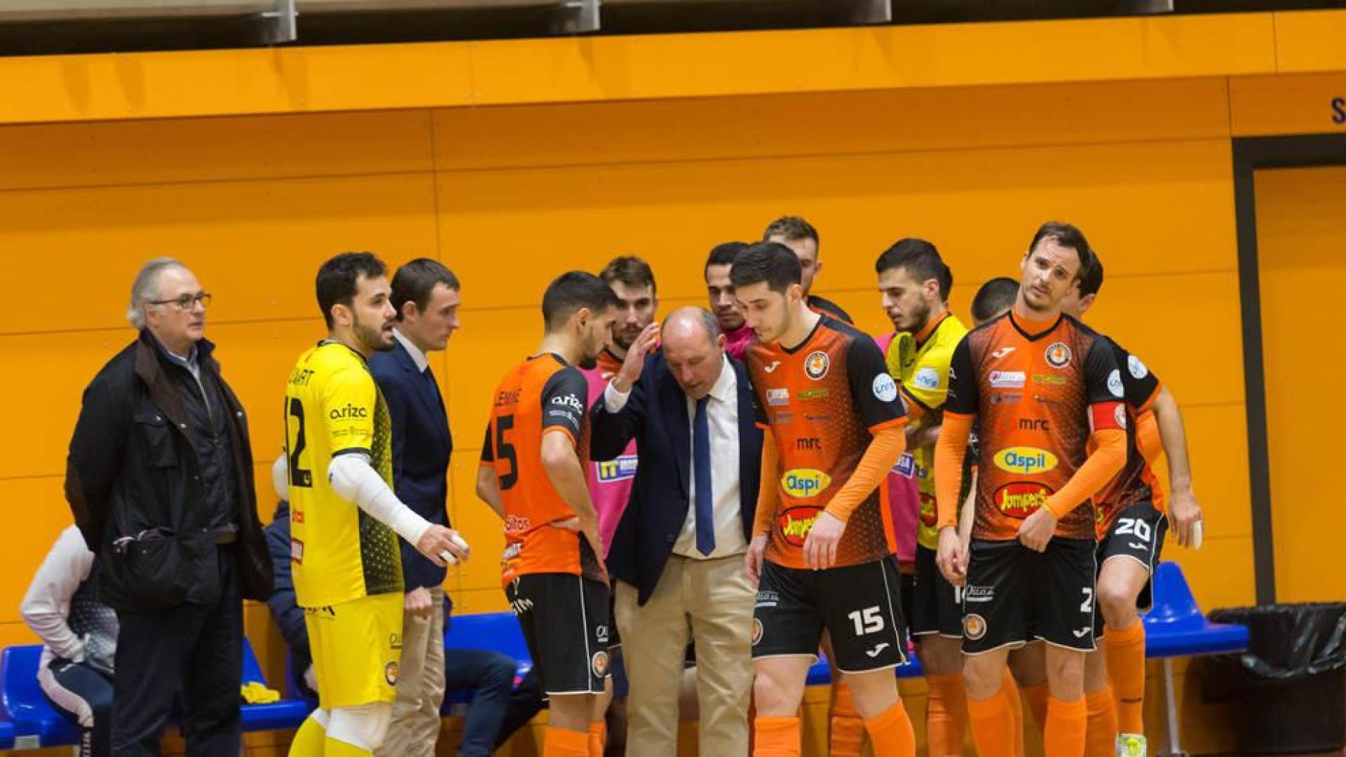 El Aspil cae ante Valdepeñas en casa y suma 11 derrotas en 17 choques