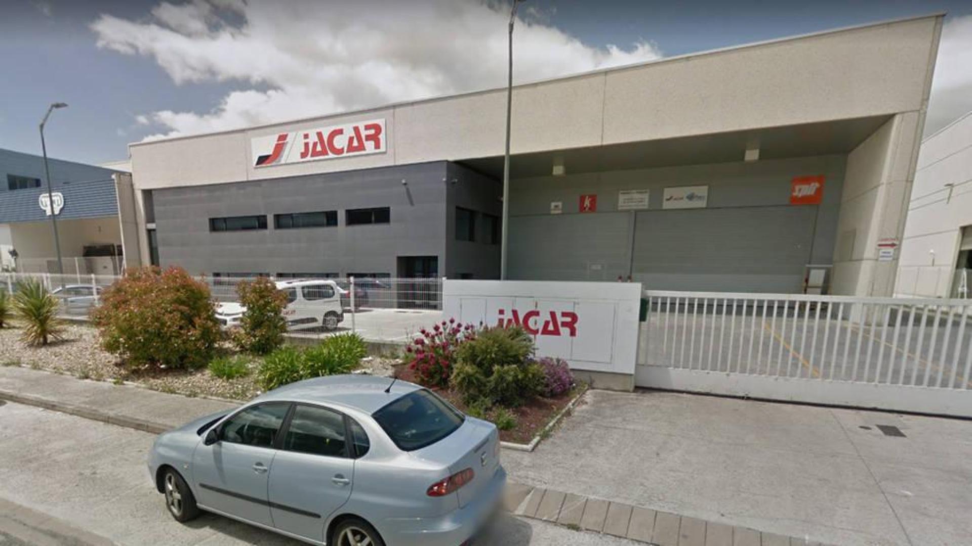 Almacén de Jacar en Esquíroz