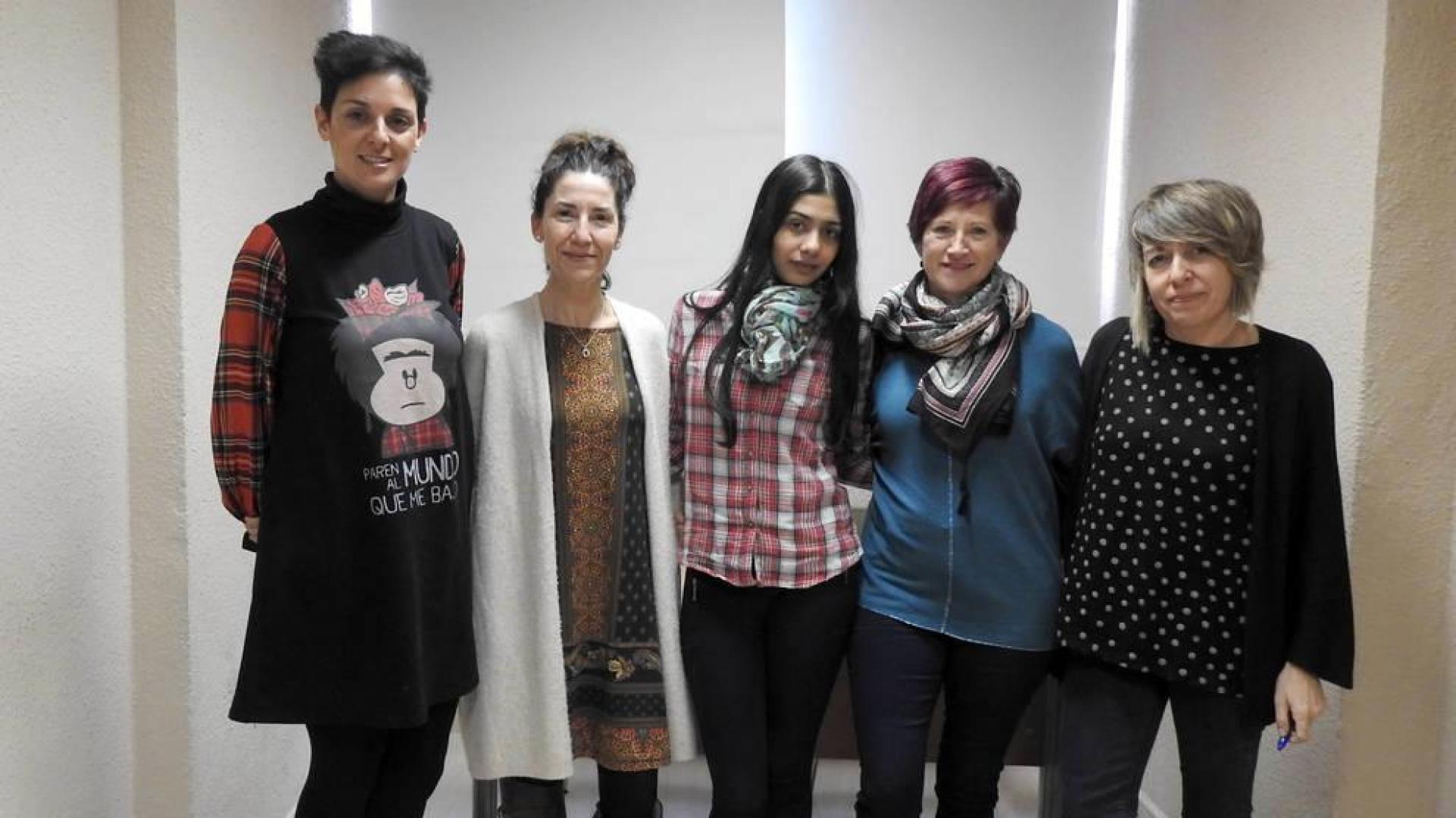 Marisa Martínez, Esther Aramendía, Mª Jesús Tejeriza, Begoña Arbeloa y Amaya Fernández.