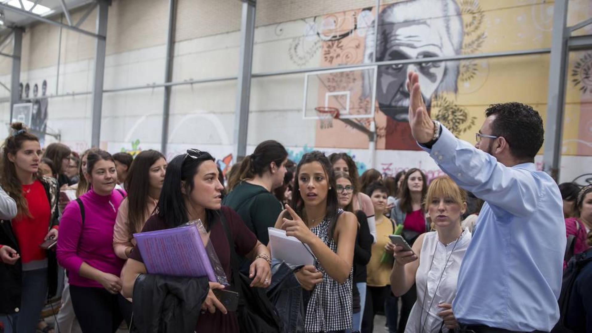 Sólo el 17,6% de los aspirantes a la OPE de maestros pasa la primera criba.