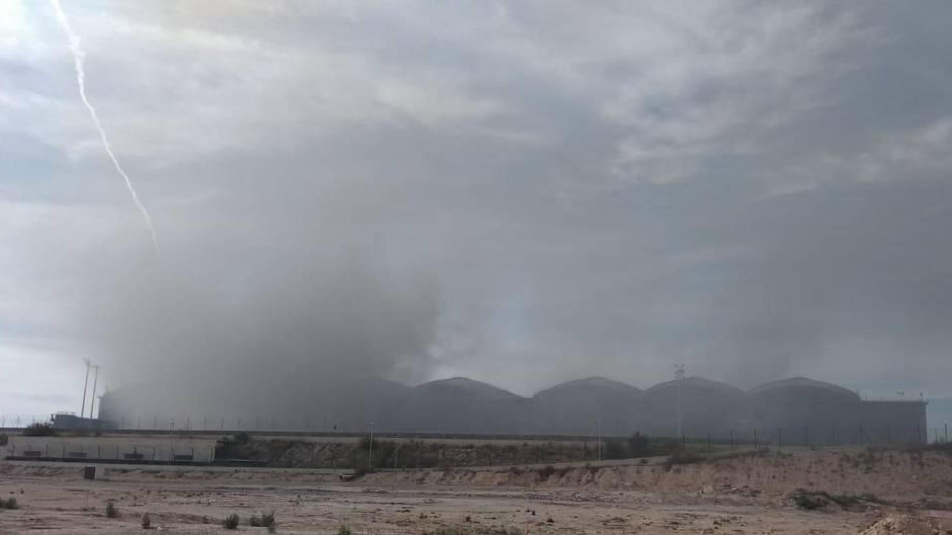 El incendio del aeropuerto de Alicante-Elche ya está controlado, según Aena