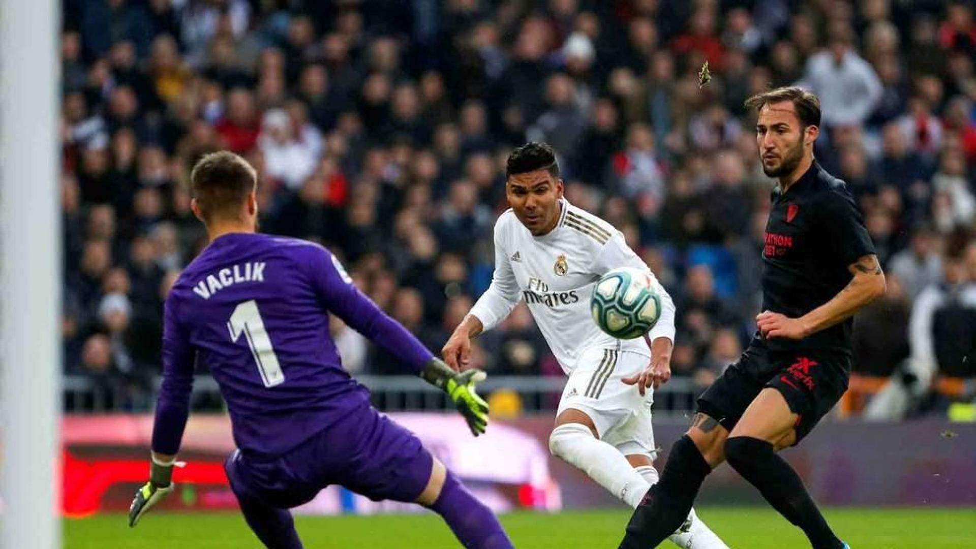 Casemiro prolonga la fiesta blanca