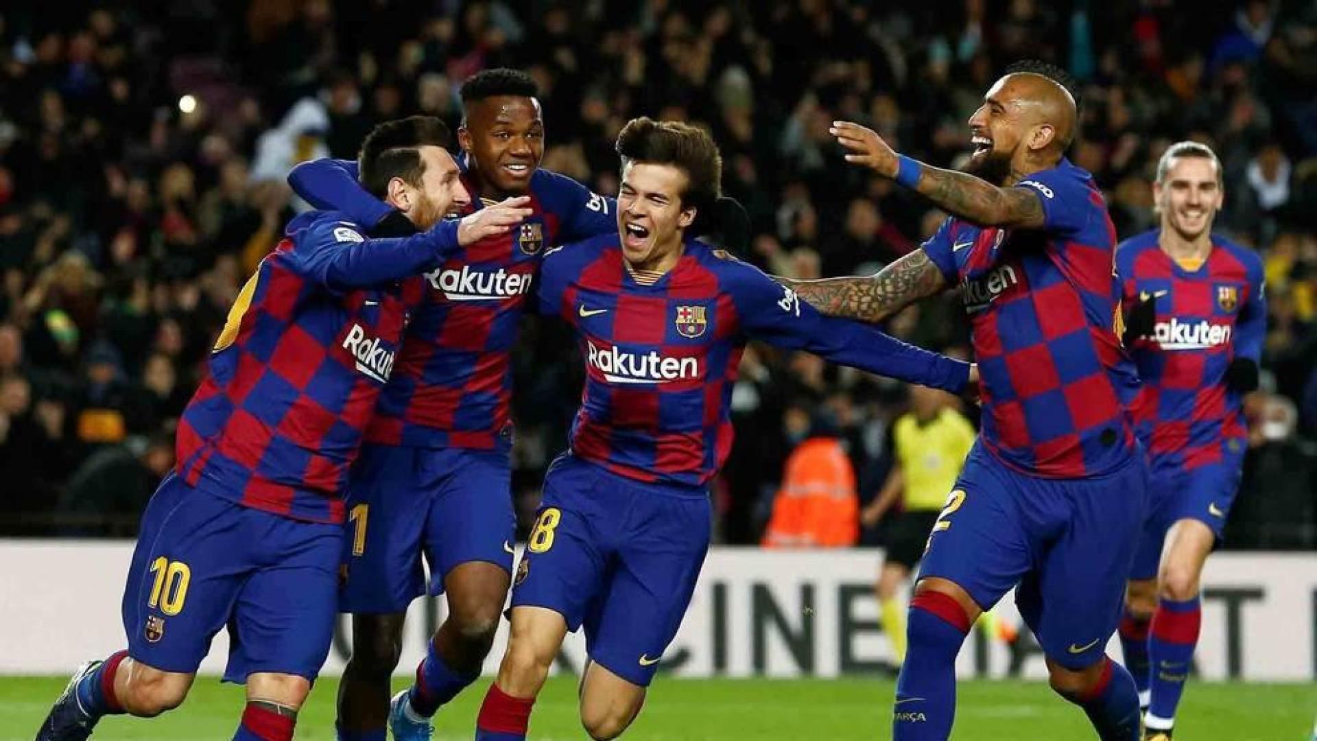 Messi brinda la primera victoria a Setién