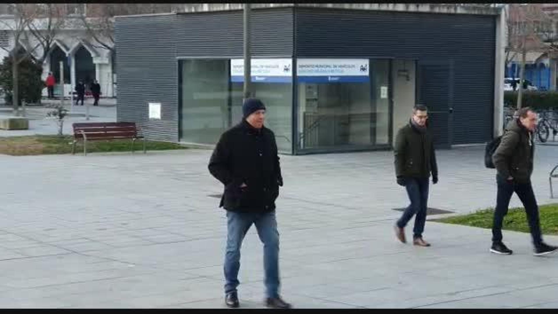 Llegada de Txuma Peralta a la Audiencia