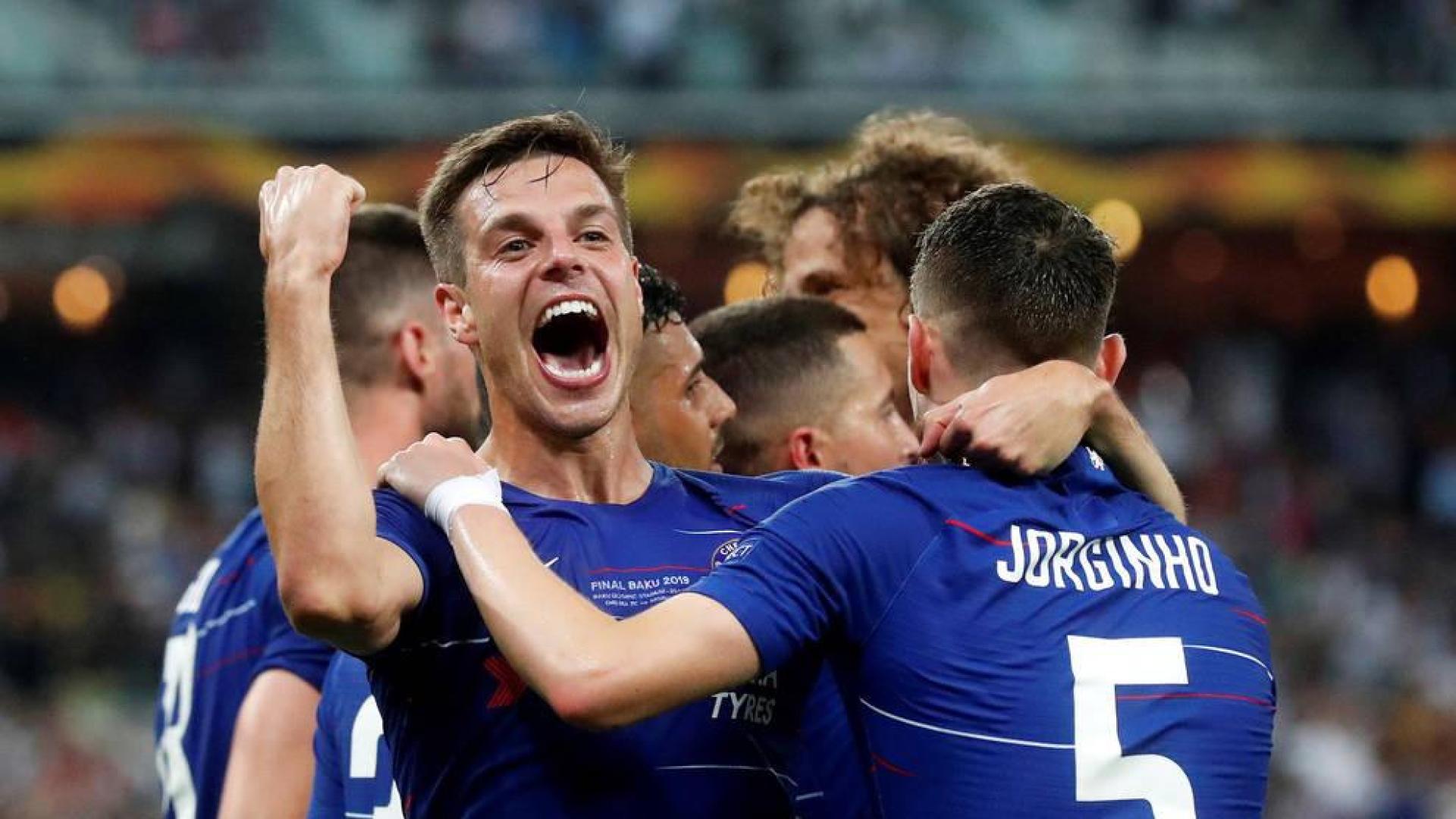 Azpilicueta: "Levantar la copa como capitán es un orgullo y sólo piensas en disfrutar"