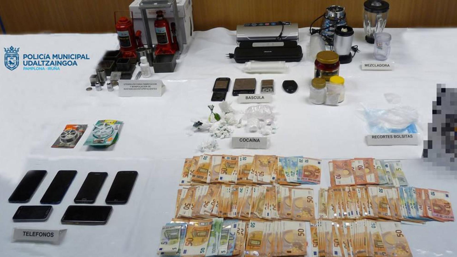 Cuatro detenidos en Pamplona, con 300 gramos de cocaína y 32.000 euros