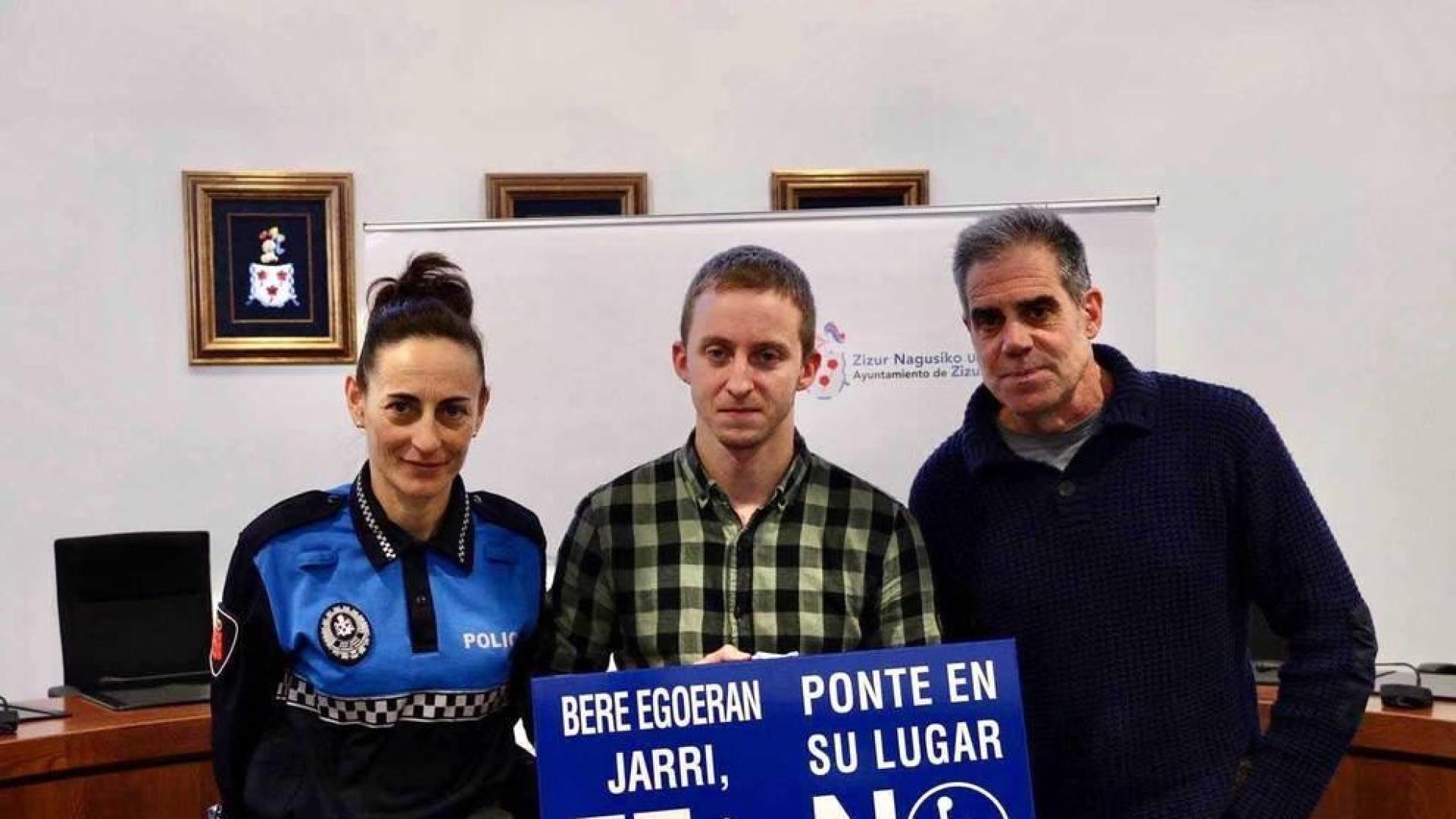 Campaña en Zizur Mayor en torno a los aparcamientos de movilidad reducida