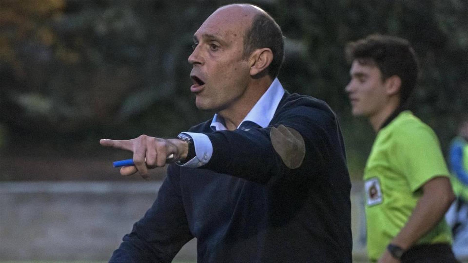 Lumberas deja el banquillo del Tudelano