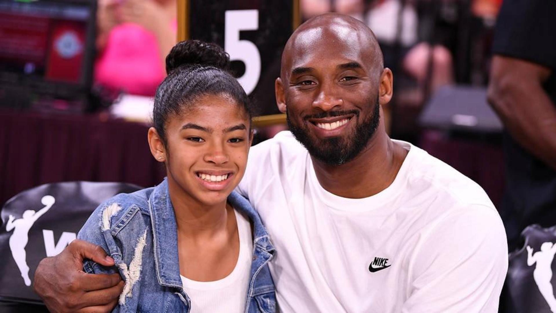 El helicóptero de Kobe Bryant volaba "demasiado bajo", según el controlador aéreo